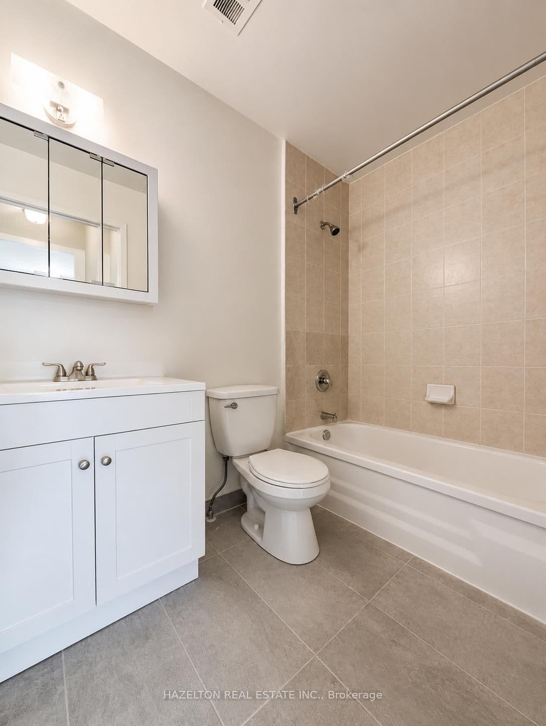 1665 Bloor Street E, Unit 206 thumbnail 7