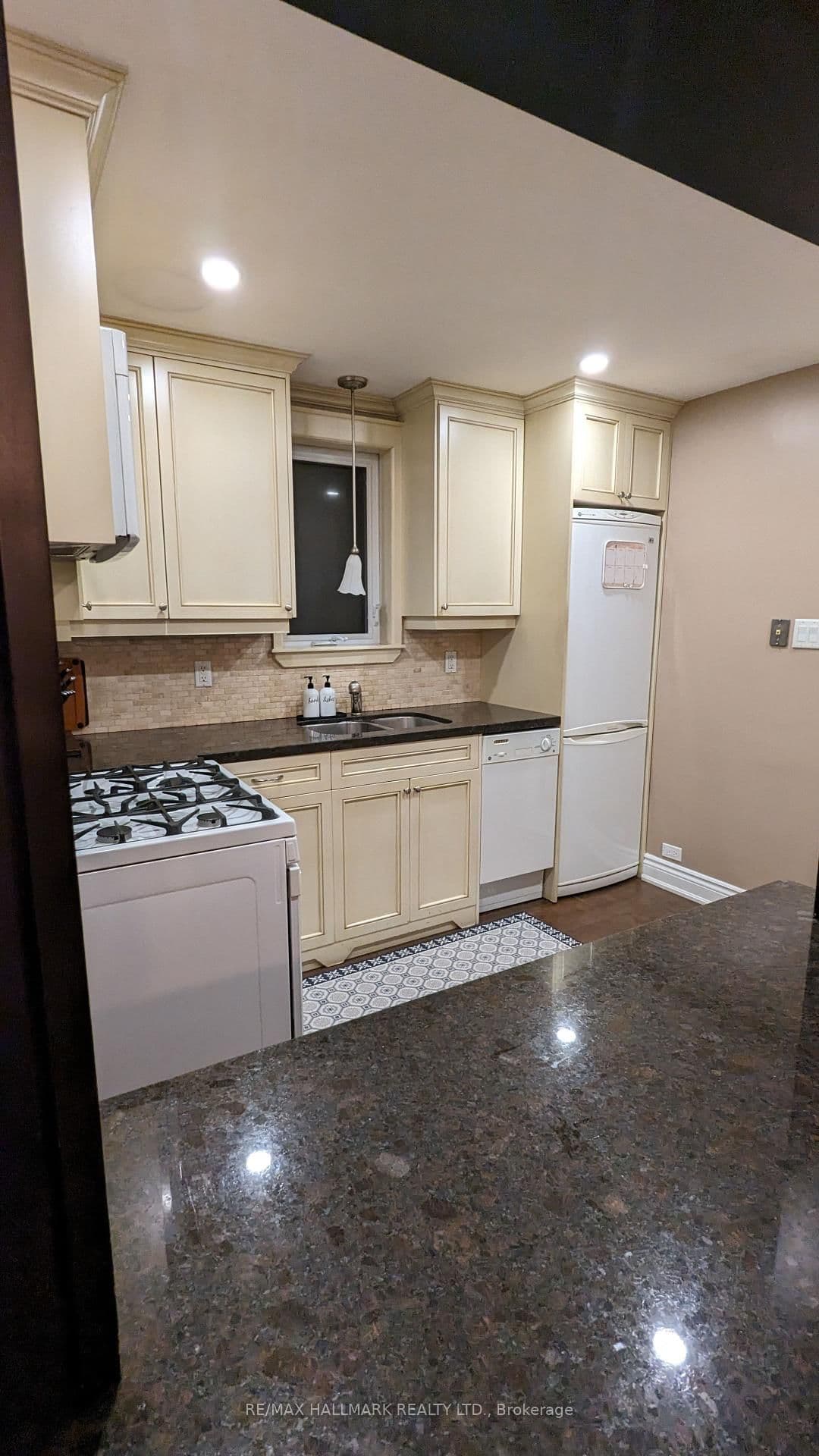 342 Whitmore Avenue thumbnail 10