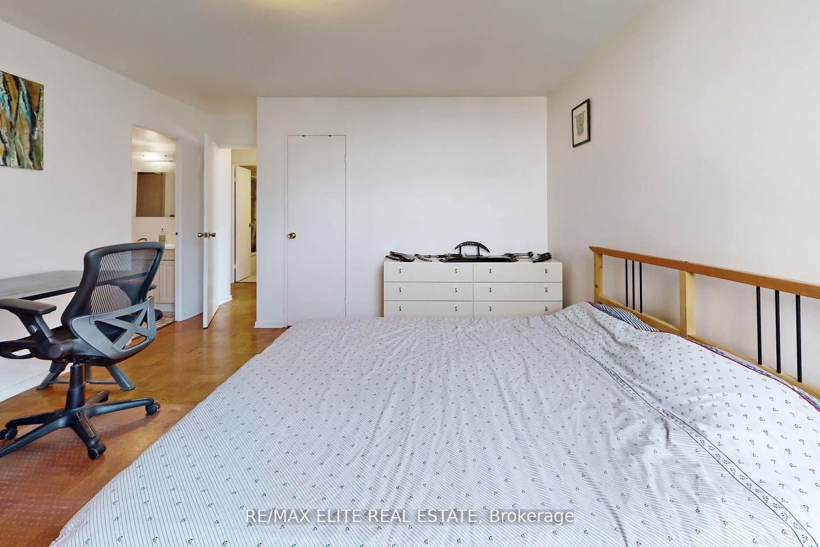360 Ridelle Avenue, Unit 1407 thumbnail 11