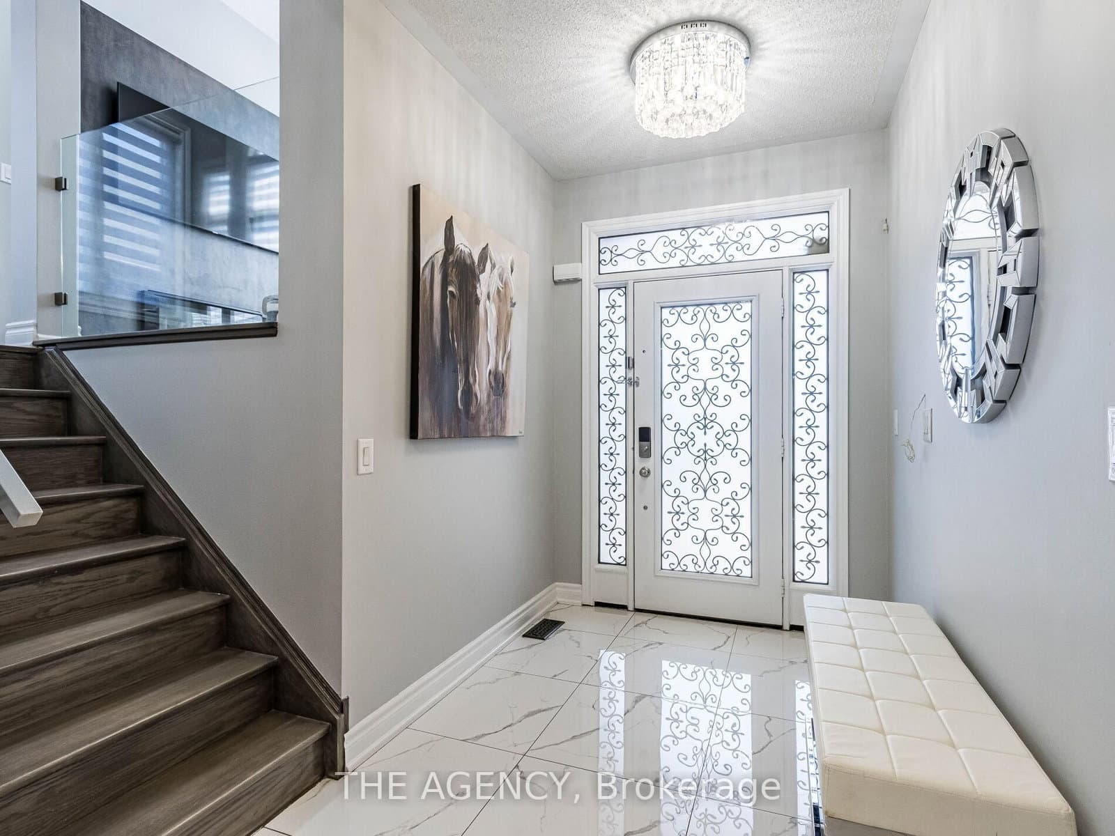 612 Serafini Crescent thumbnail 3