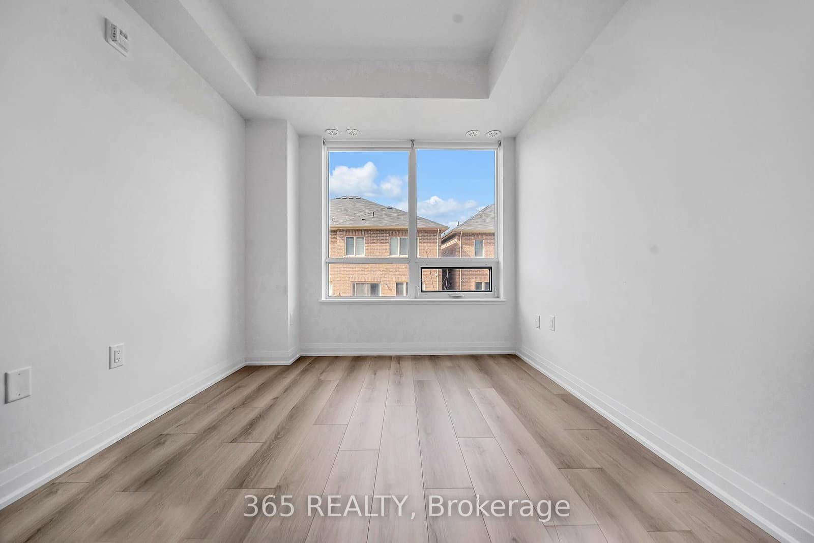 65 Attmar Drive, Unit 261 thumbnail 13