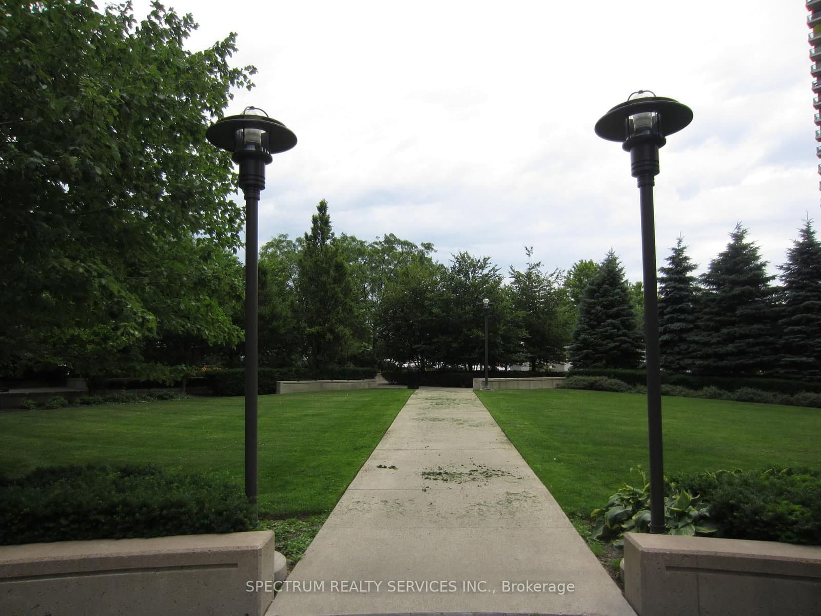235 Sherway Gardens Road, Unit 708 thumbnail 4