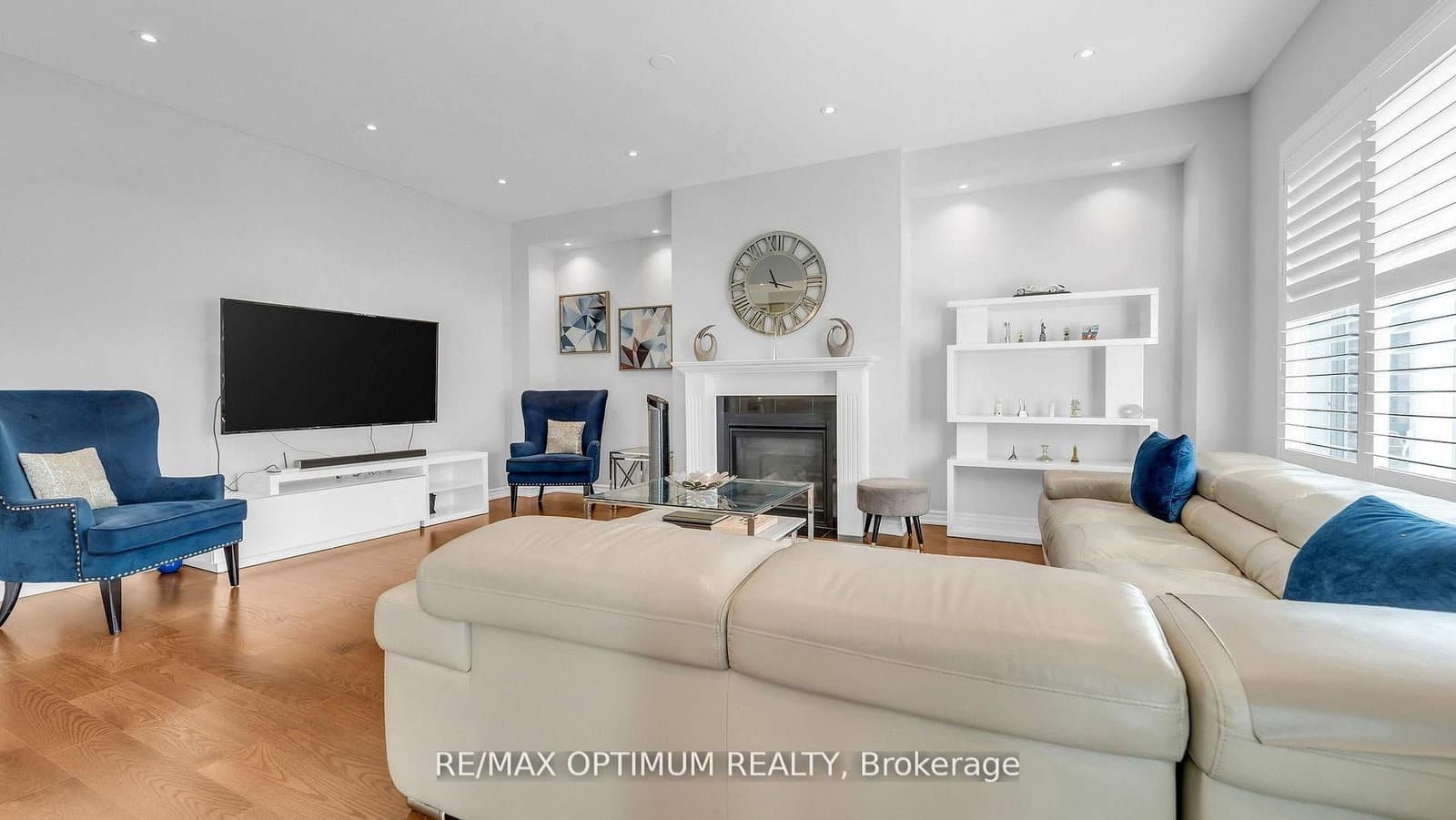 450 Brisdale Drive thumbnail 12