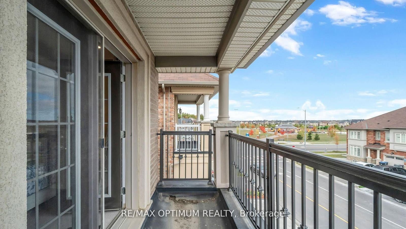 450 Brisdale Drive thumbnail 36
