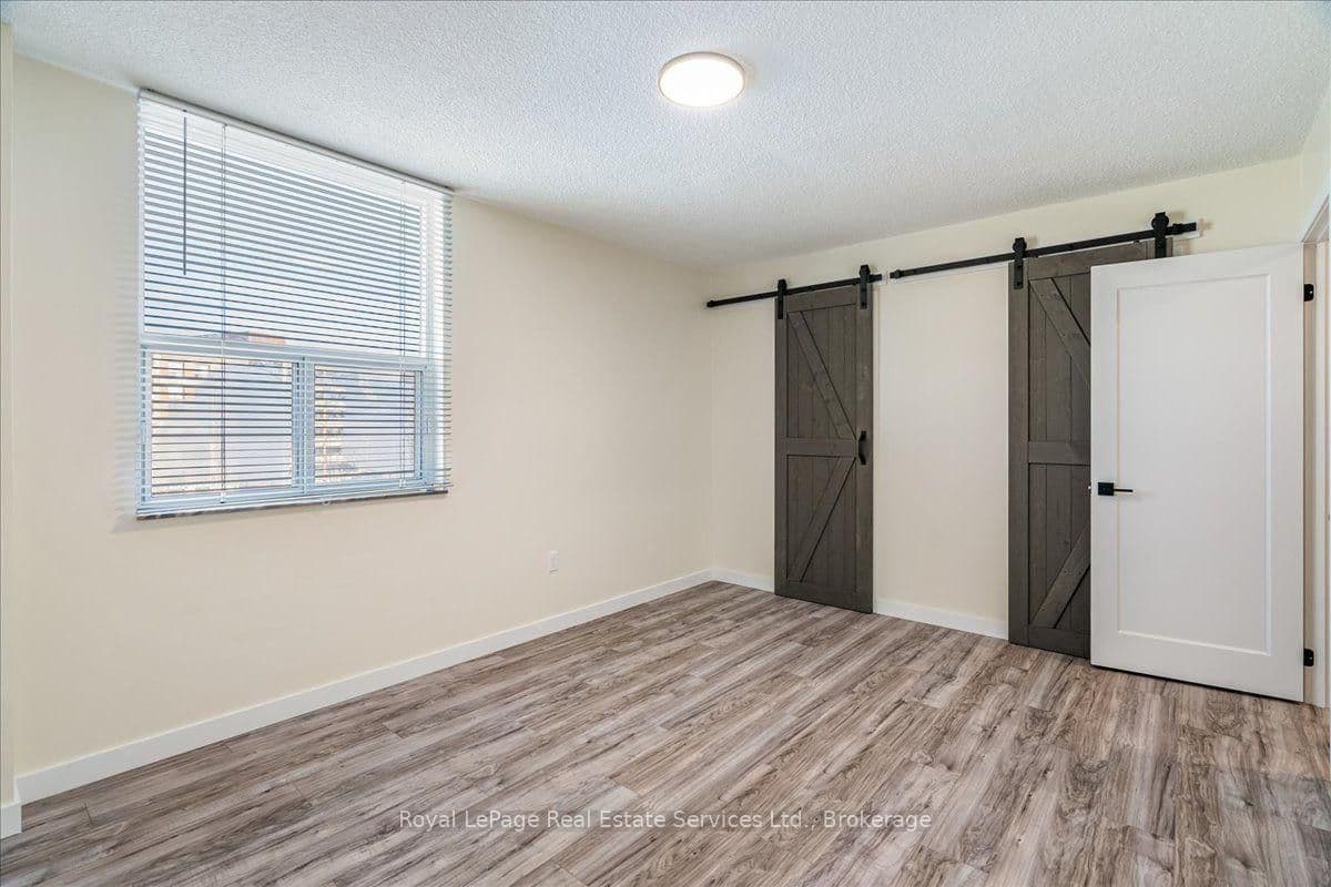 966 Inverhouse Drive, Unit 812 thumbnail 26