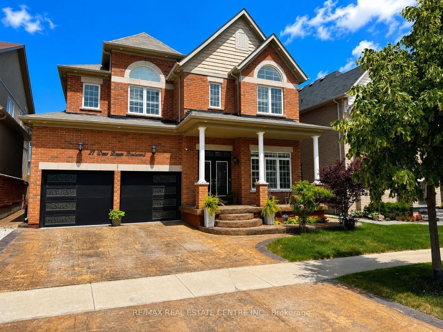 27 Drew Brown Boulevard - Image 1