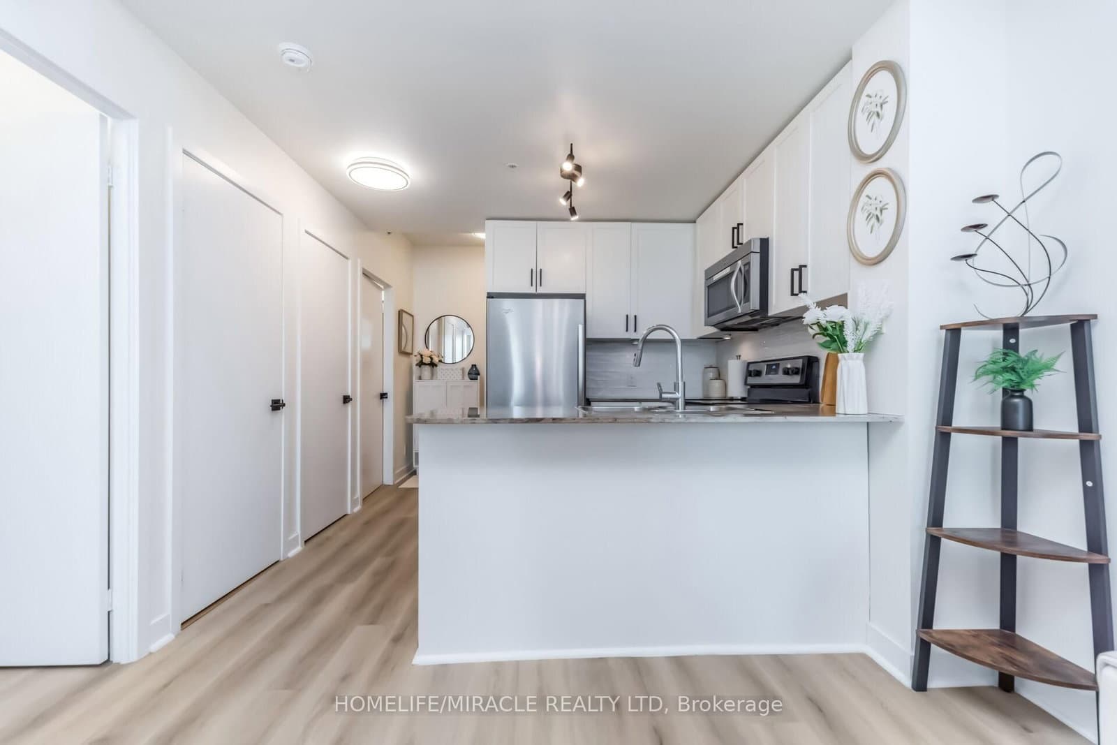 3985 Grand Park Drive SE, Unit 2412 thumbnail 10