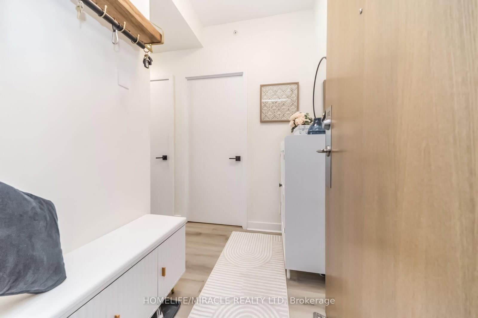 3985 Grand Park Drive SE, Unit 2412 thumbnail 6