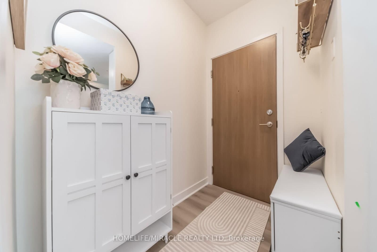 3985 Grand Park Drive SE, Unit 2412 thumbnail 7