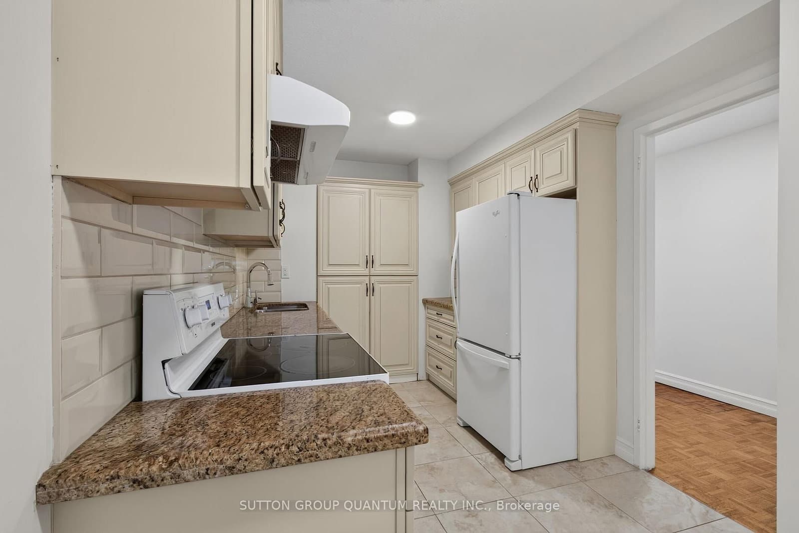 965 Inverhouse Drive, Unit 504 thumbnail 20