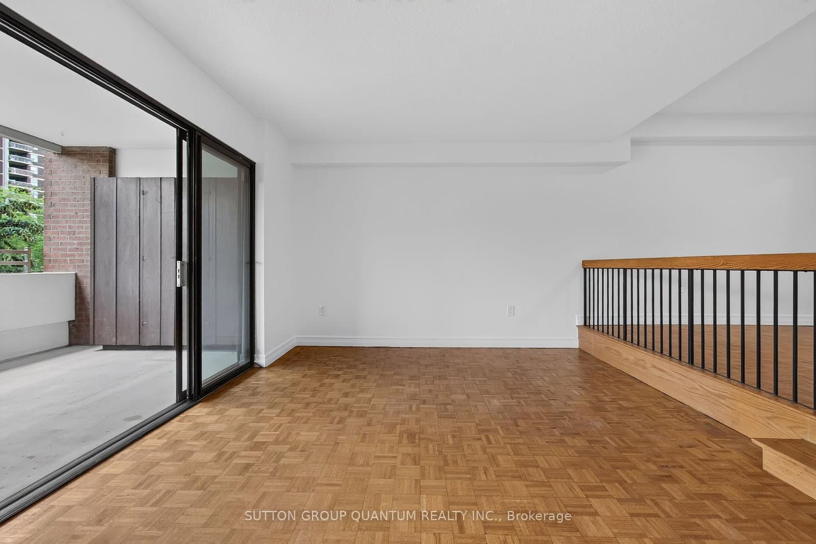965 Inverhouse Drive, Unit 504 thumbnail 6