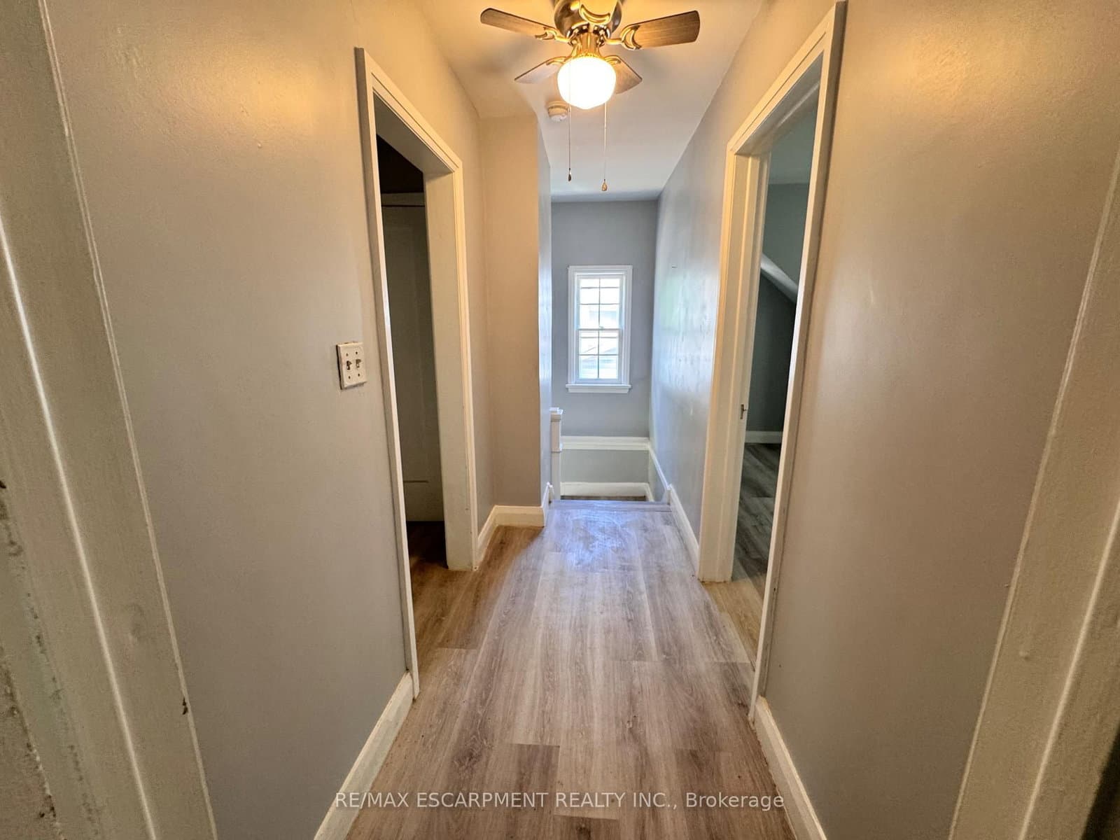 46 Plains Road, Unit Upper Unit thumbnail 20
