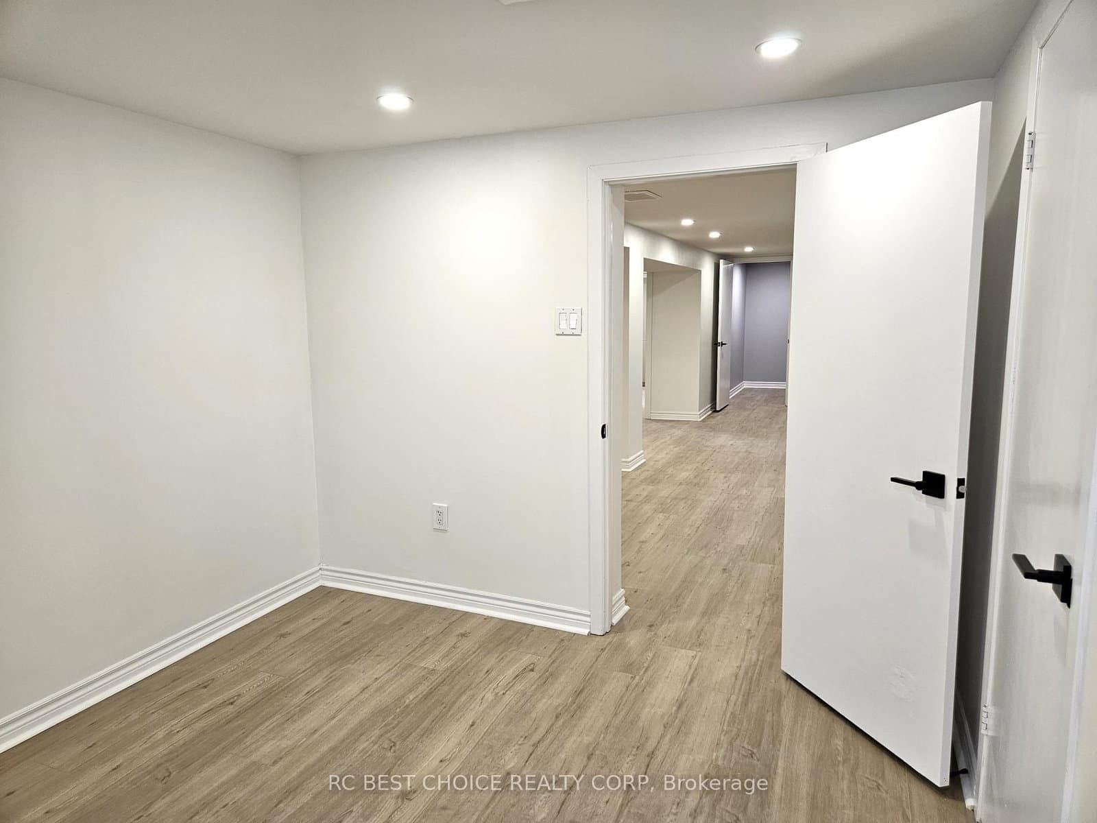 45 Mayall Avenue, Unit Lower thumbnail 21
