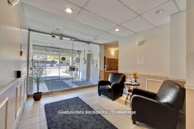 49 Queen Street E, Unit 501 thumbnail 3