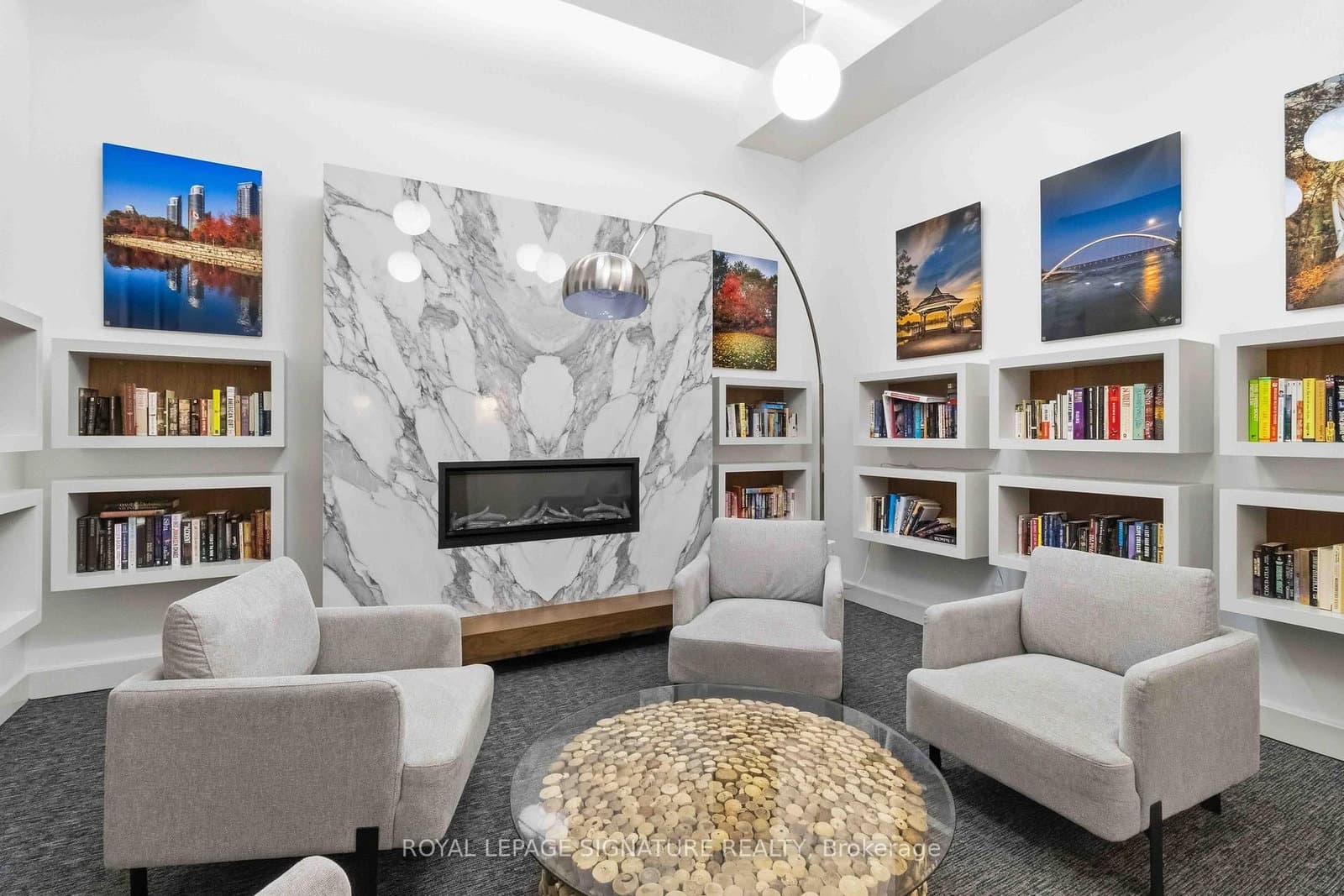 185 Legion Road N, Unit 1812 thumbnail 3