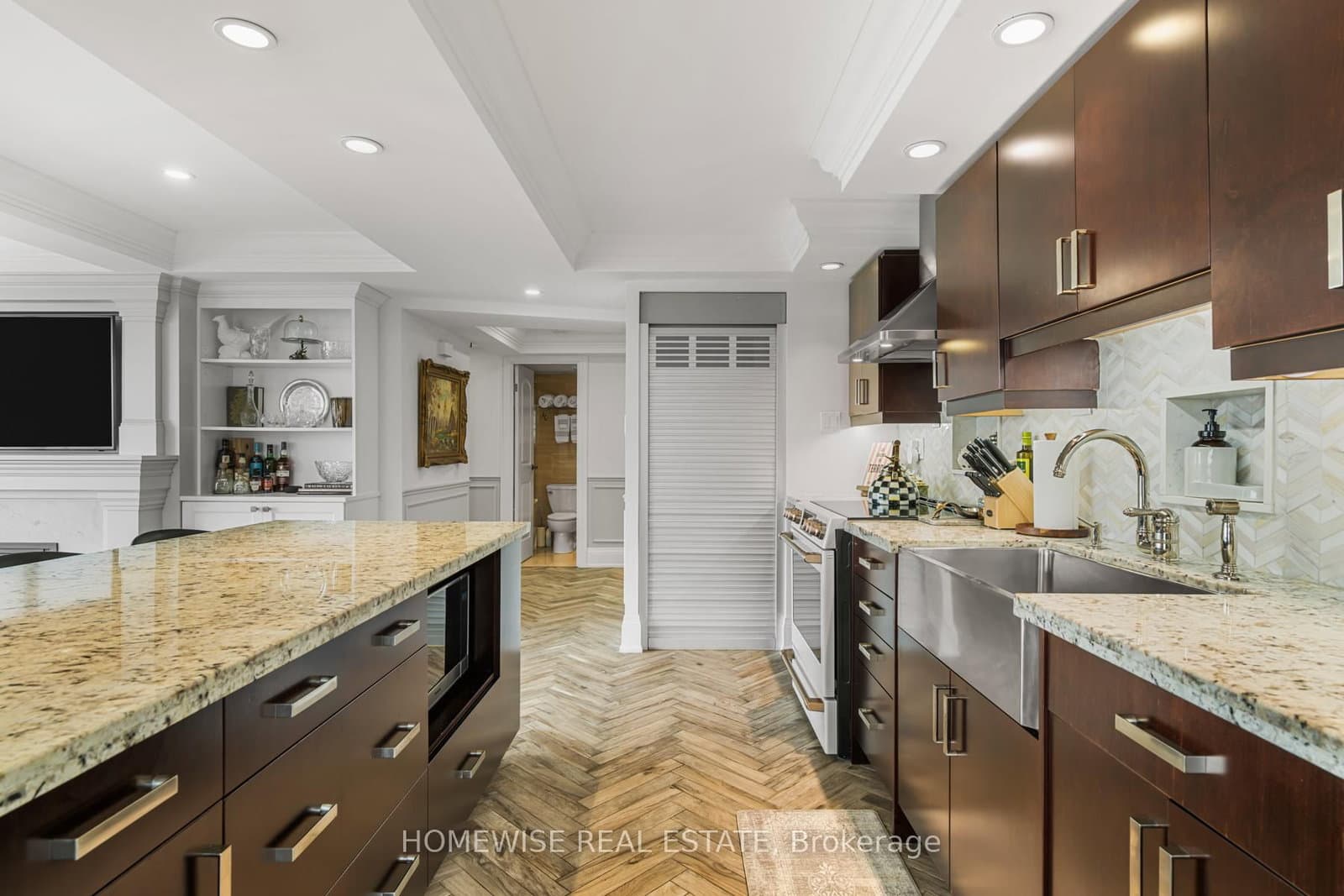 2045 Lake Shore Boulevard W, Unit 1407 thumbnail 12
