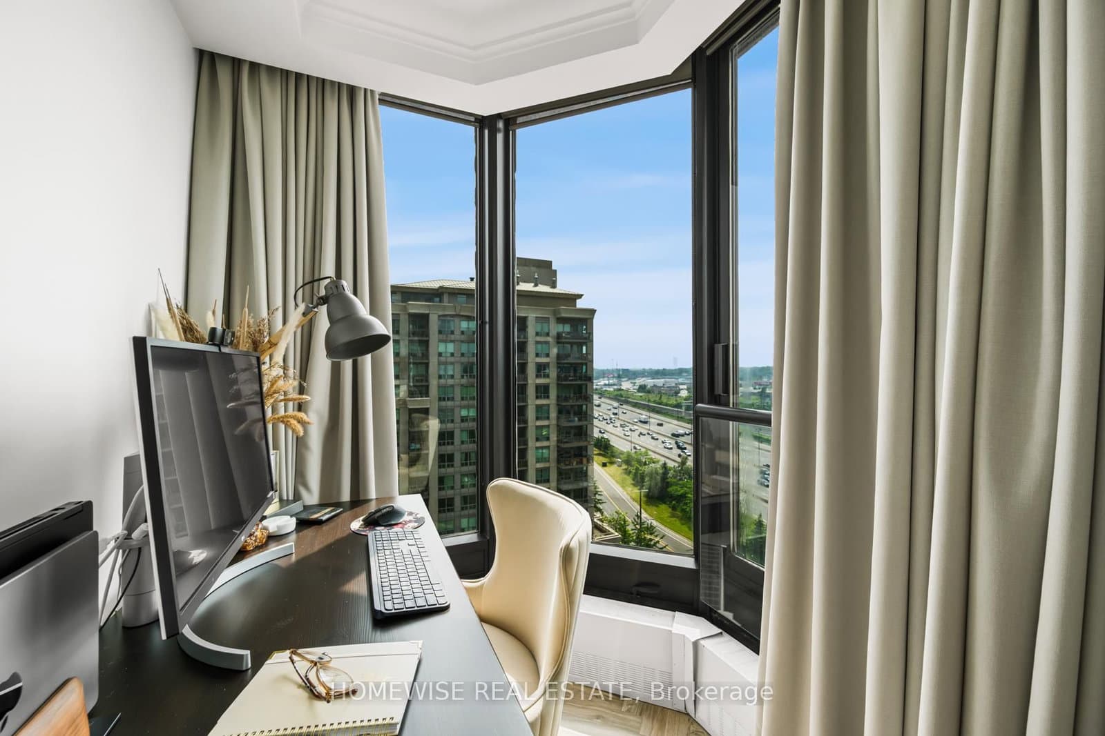 2045 Lake Shore Boulevard W, Unit 1407 thumbnail 21