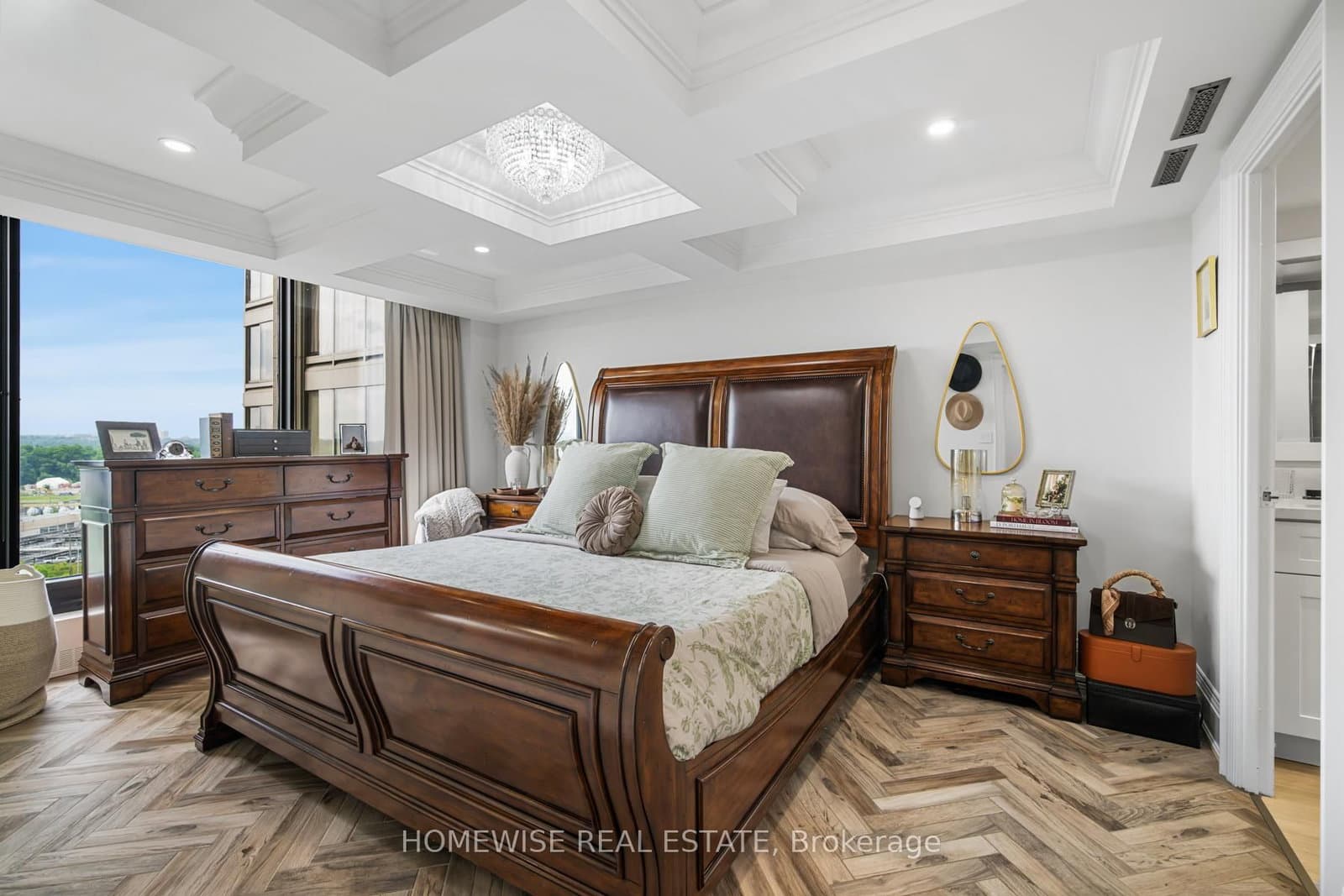 2045 Lake Shore Boulevard W, Unit 1407 thumbnail 24