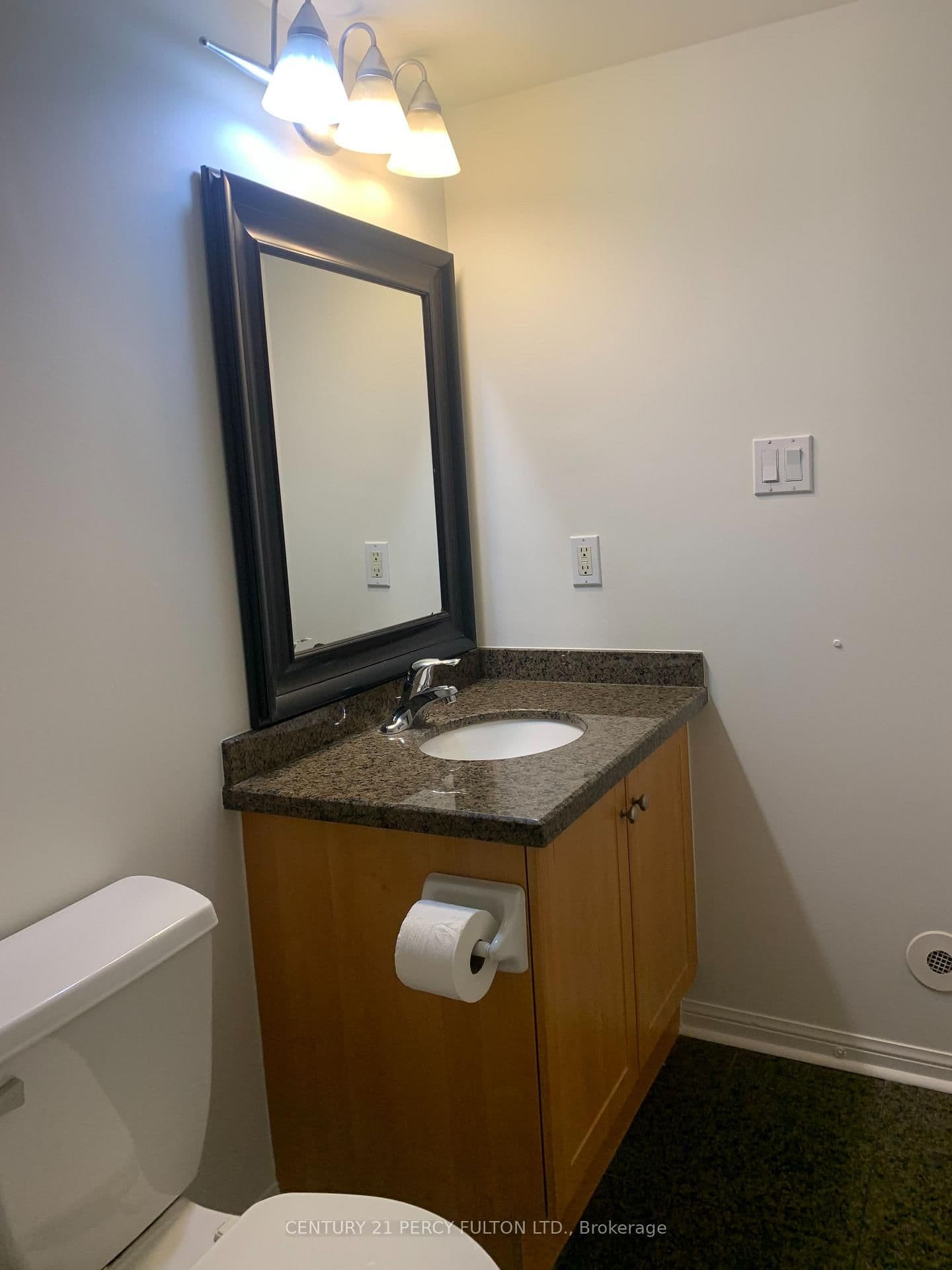 20 Machells Avenue N, Unit 112 thumbnail 20