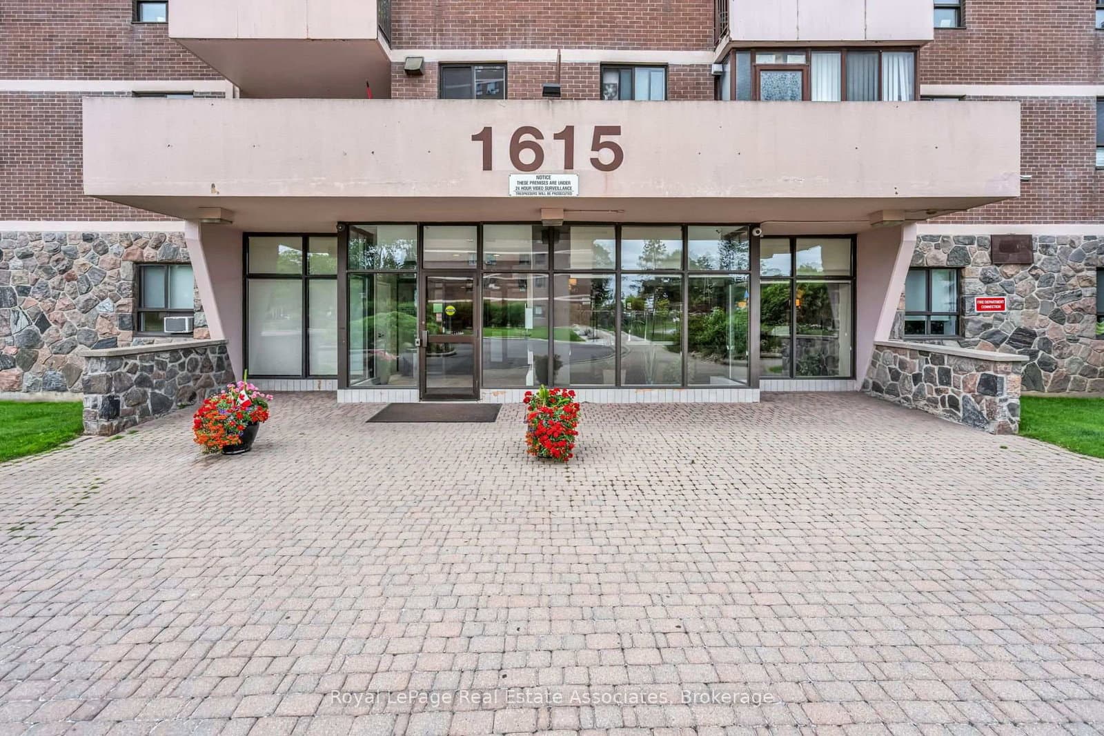#1108 - 1615 Bloor Street