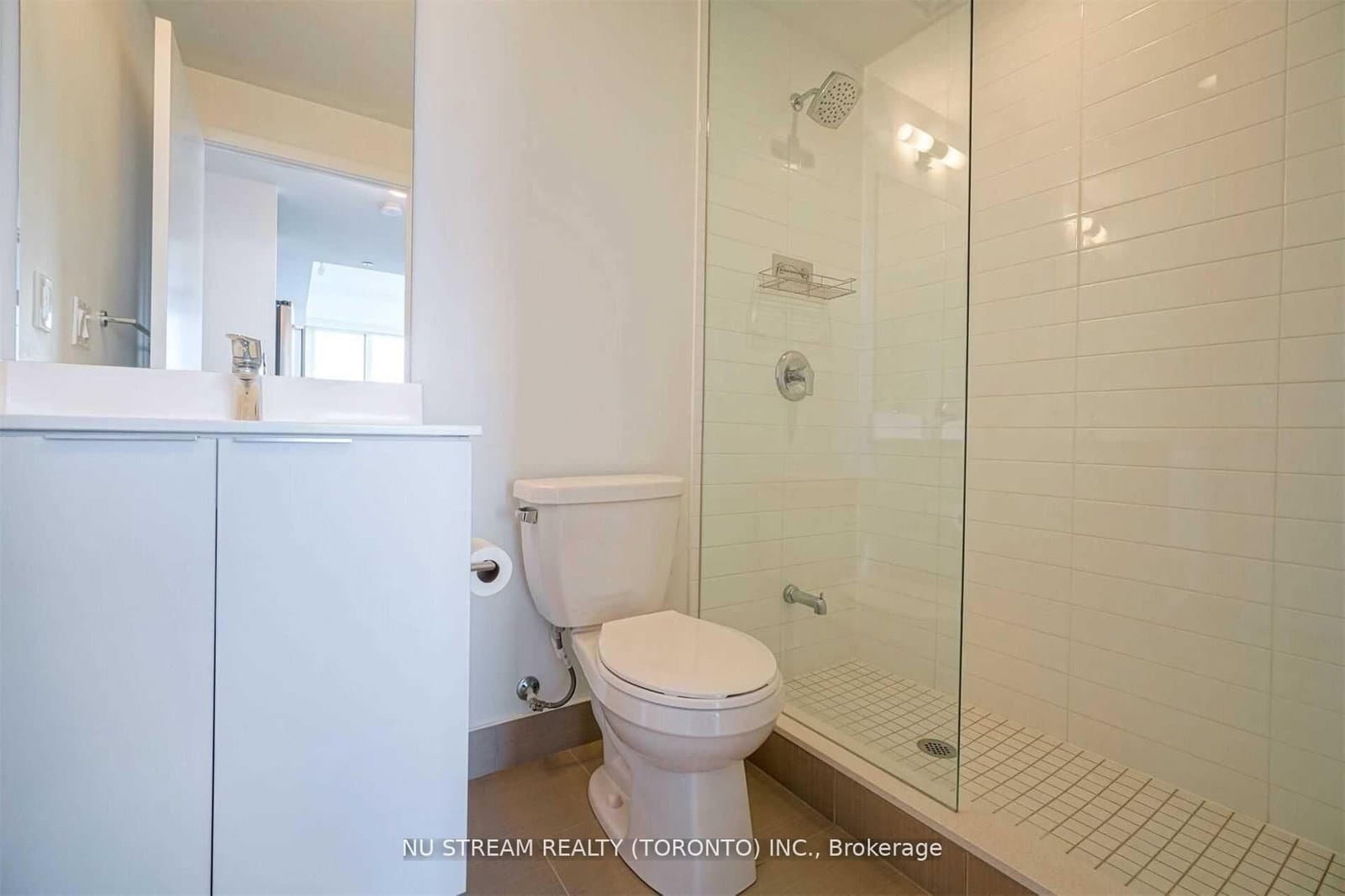 30 Shore Breeze Drive, Unit 3721 thumbnail 12
