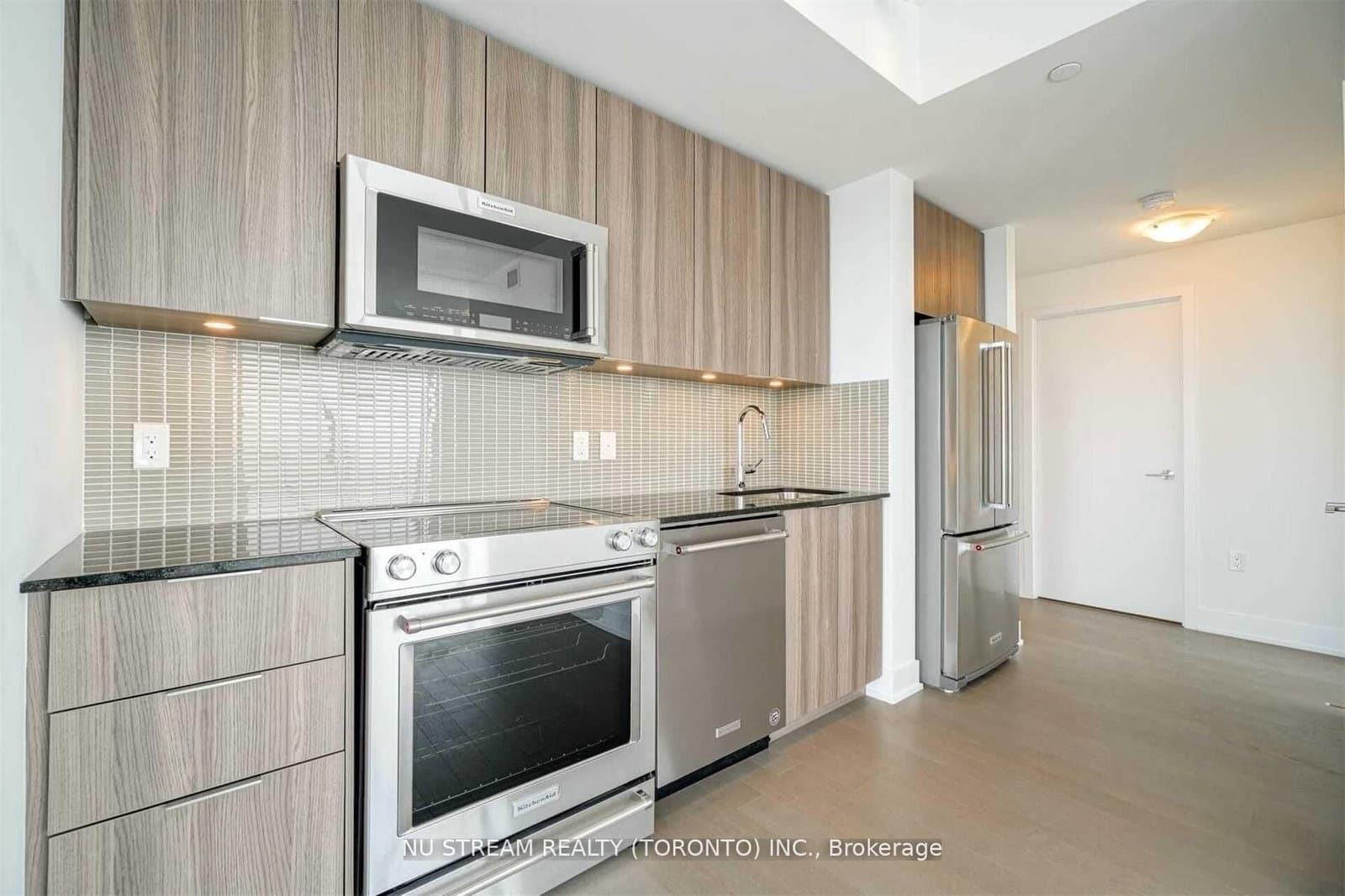 30 Shore Breeze Drive, Unit 3721 thumbnail 7