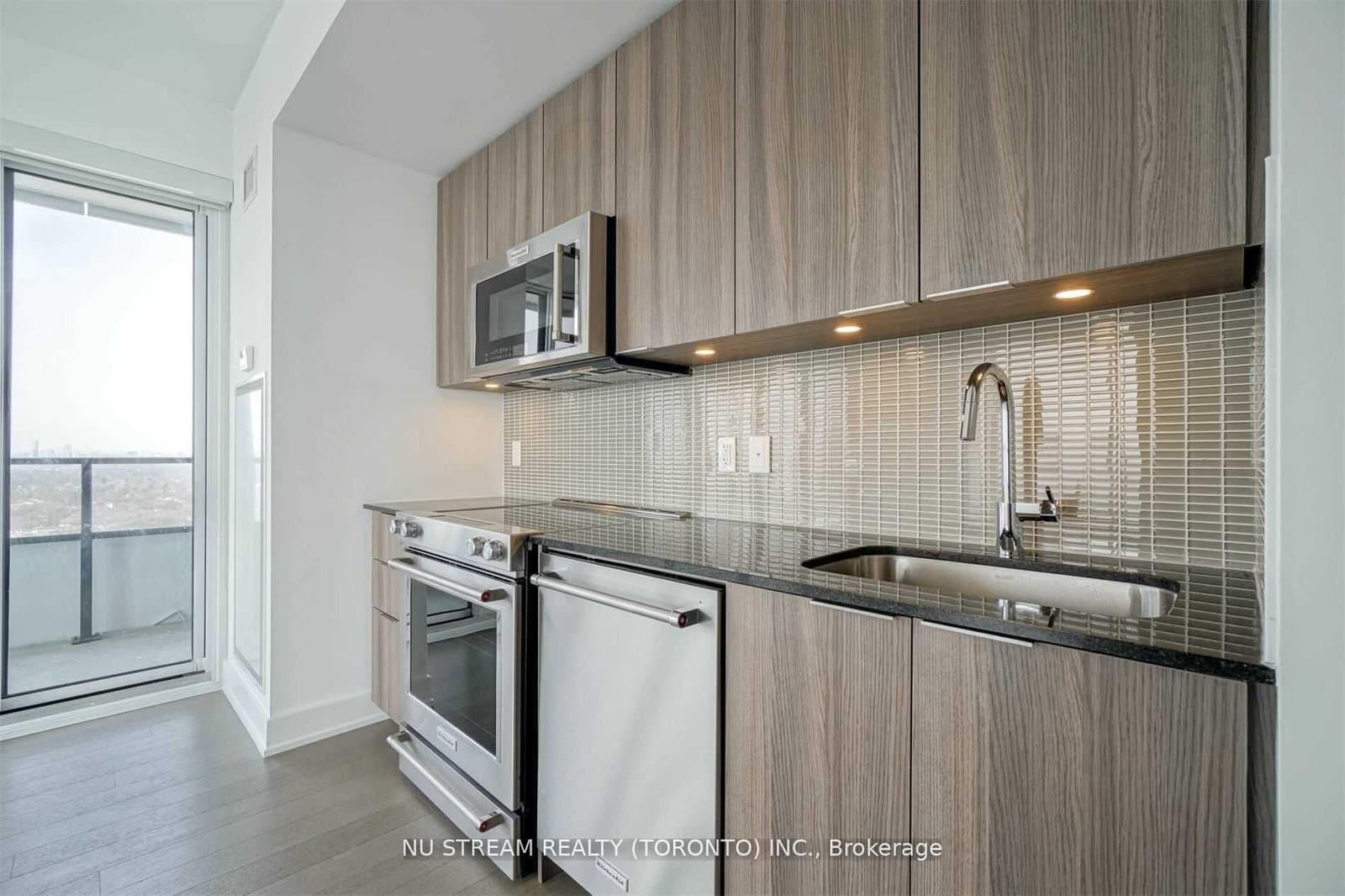 30 Shore Breeze Drive, Unit 3721 thumbnail 8
