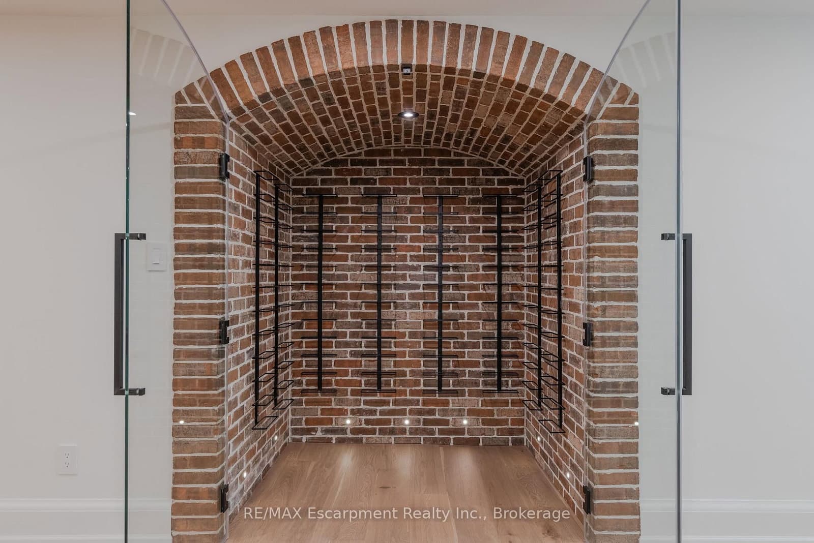 130 Edgecliffe Place thumbnail 41