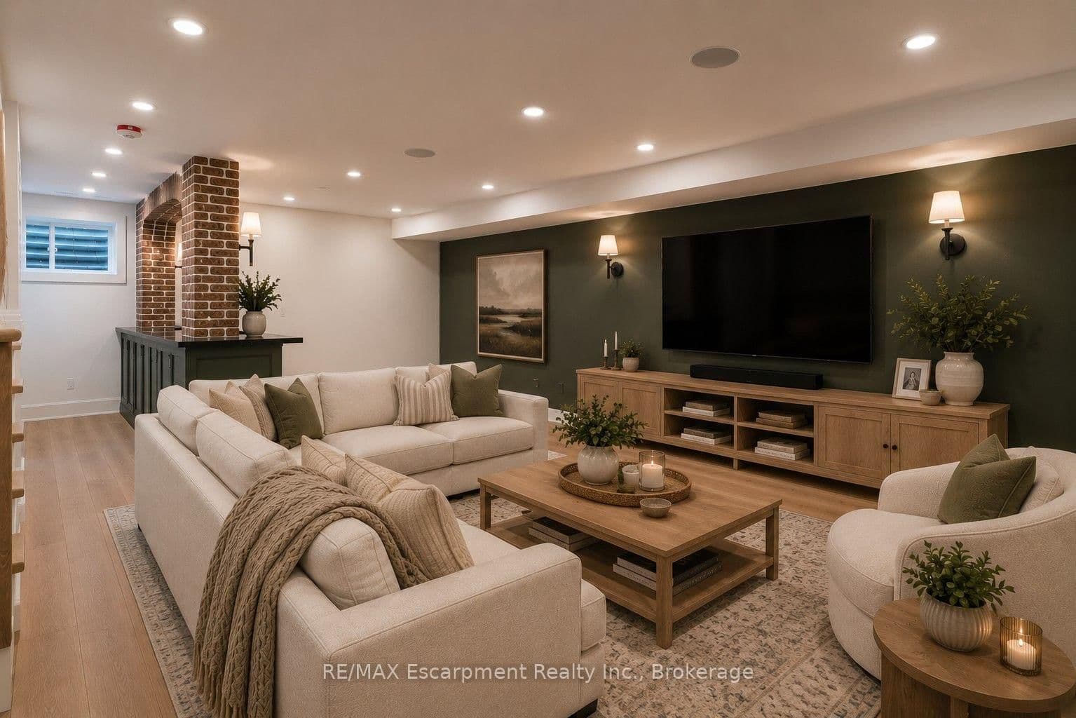 130 Edgecliffe Place thumbnail 44