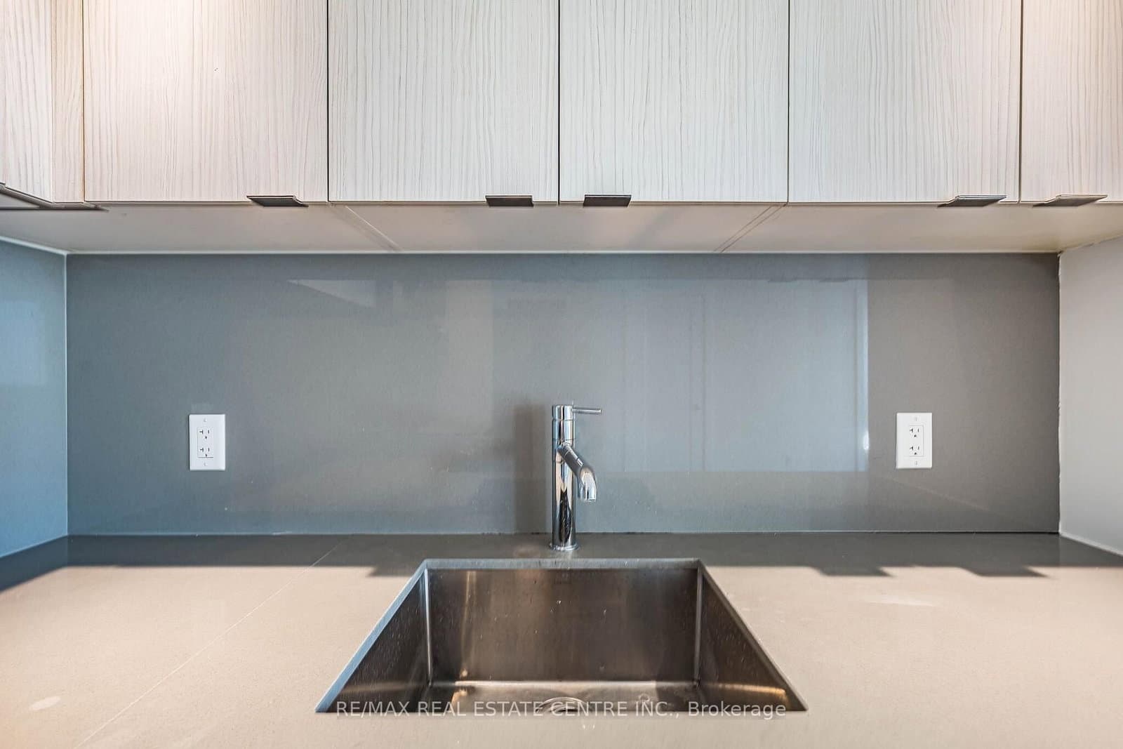 10 Eva Road, Unit ph01 thumbnail 22