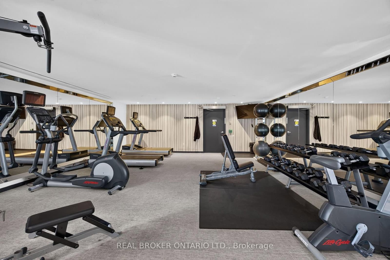 168 Sabina Drive, Unit 214 thumbnail 20
