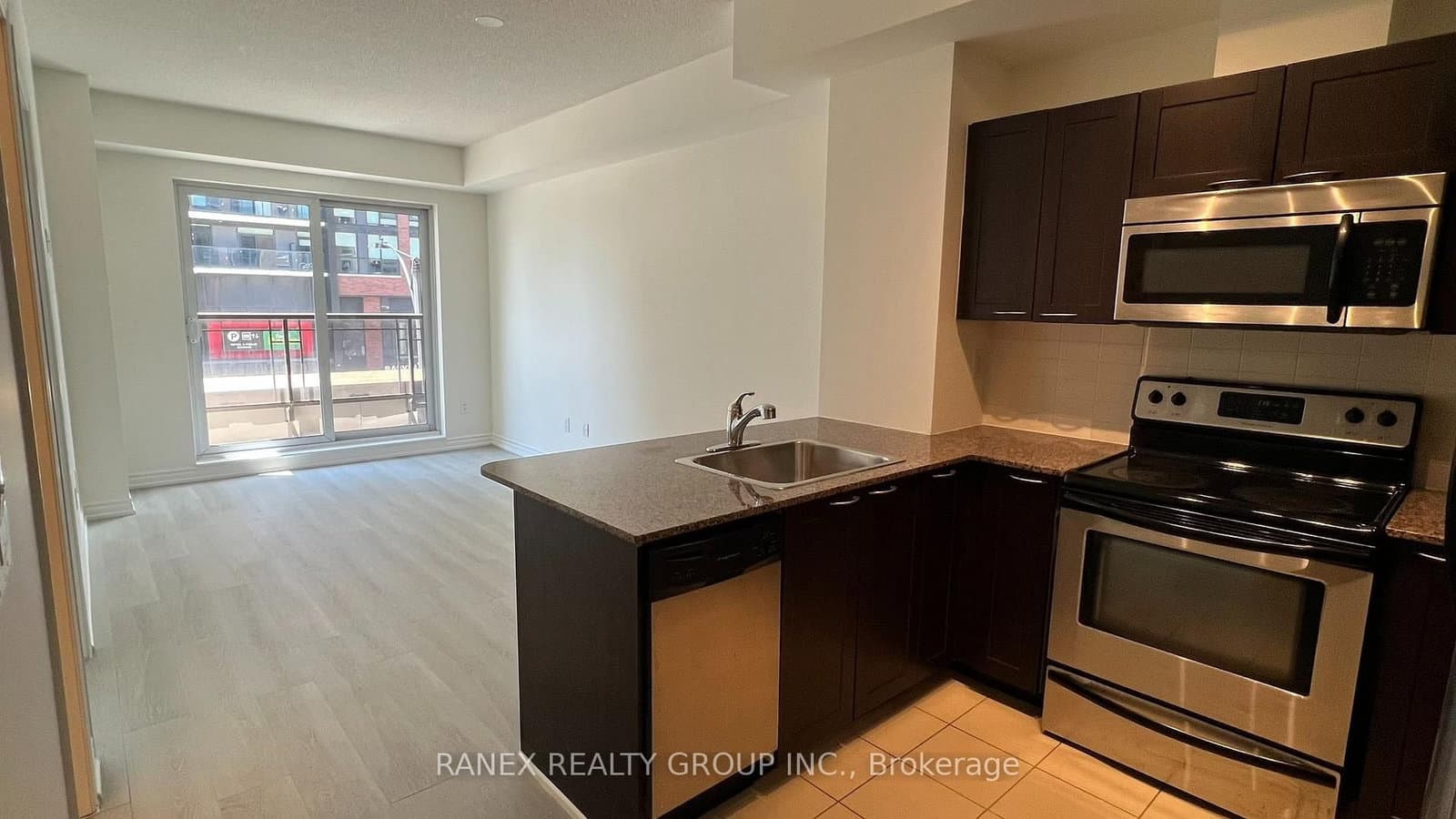 385 Prince Of Wales Drive, Unit 317 thumbnail 12