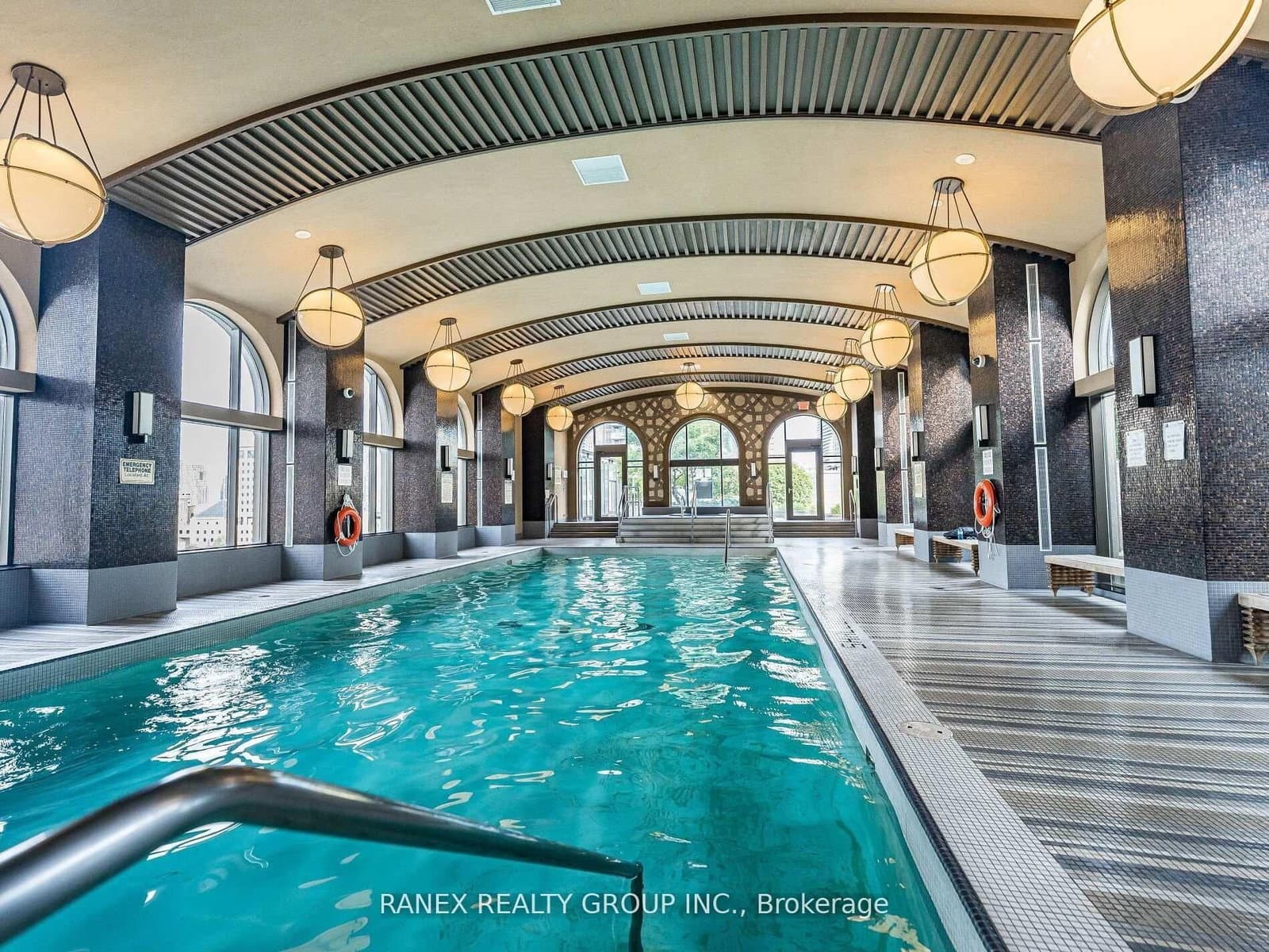 385 Prince Of Wales Drive, Unit 317 thumbnail 33