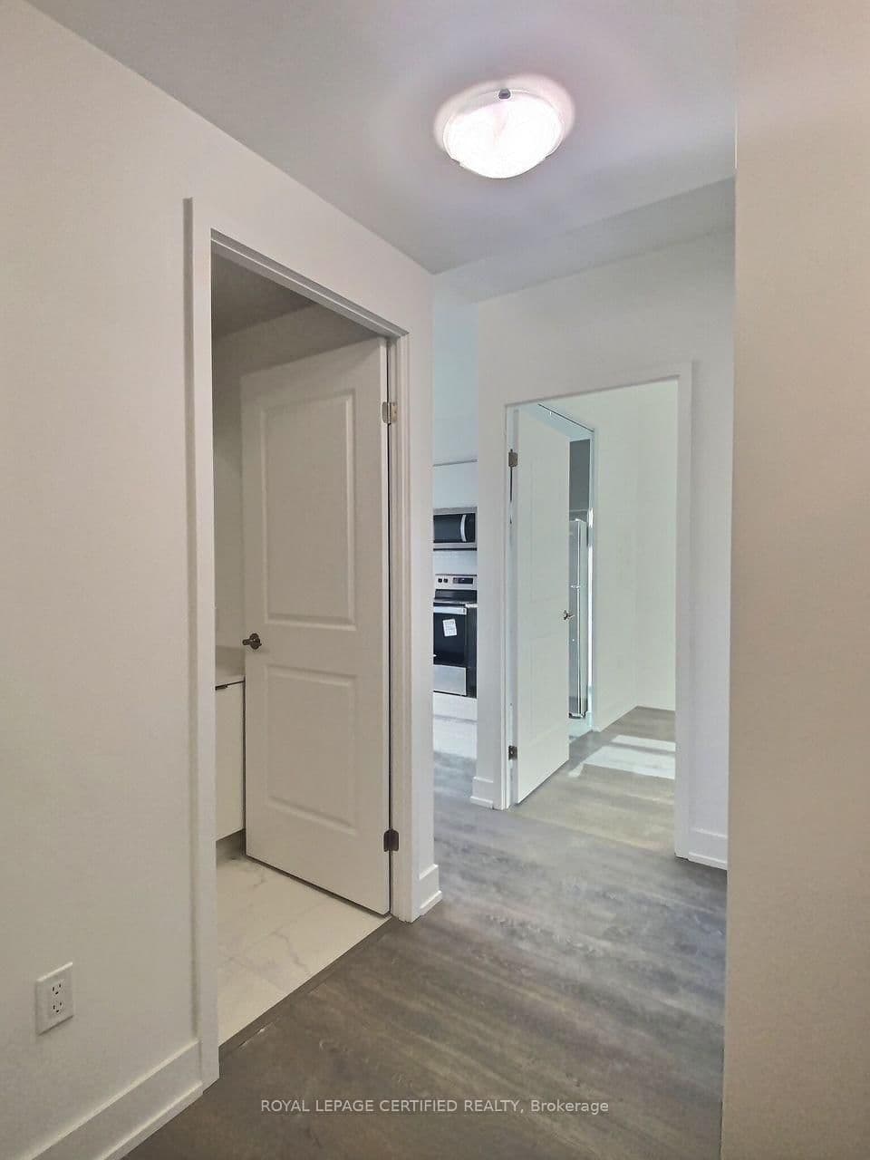 202 Burnhamthorpe Road E, Unit 2008 thumbnail 15