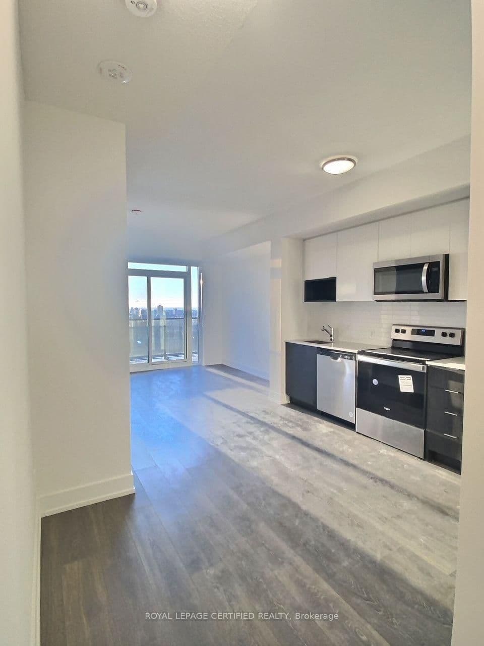 202 Burnhamthorpe Road E, Unit 2008 thumbnail 2