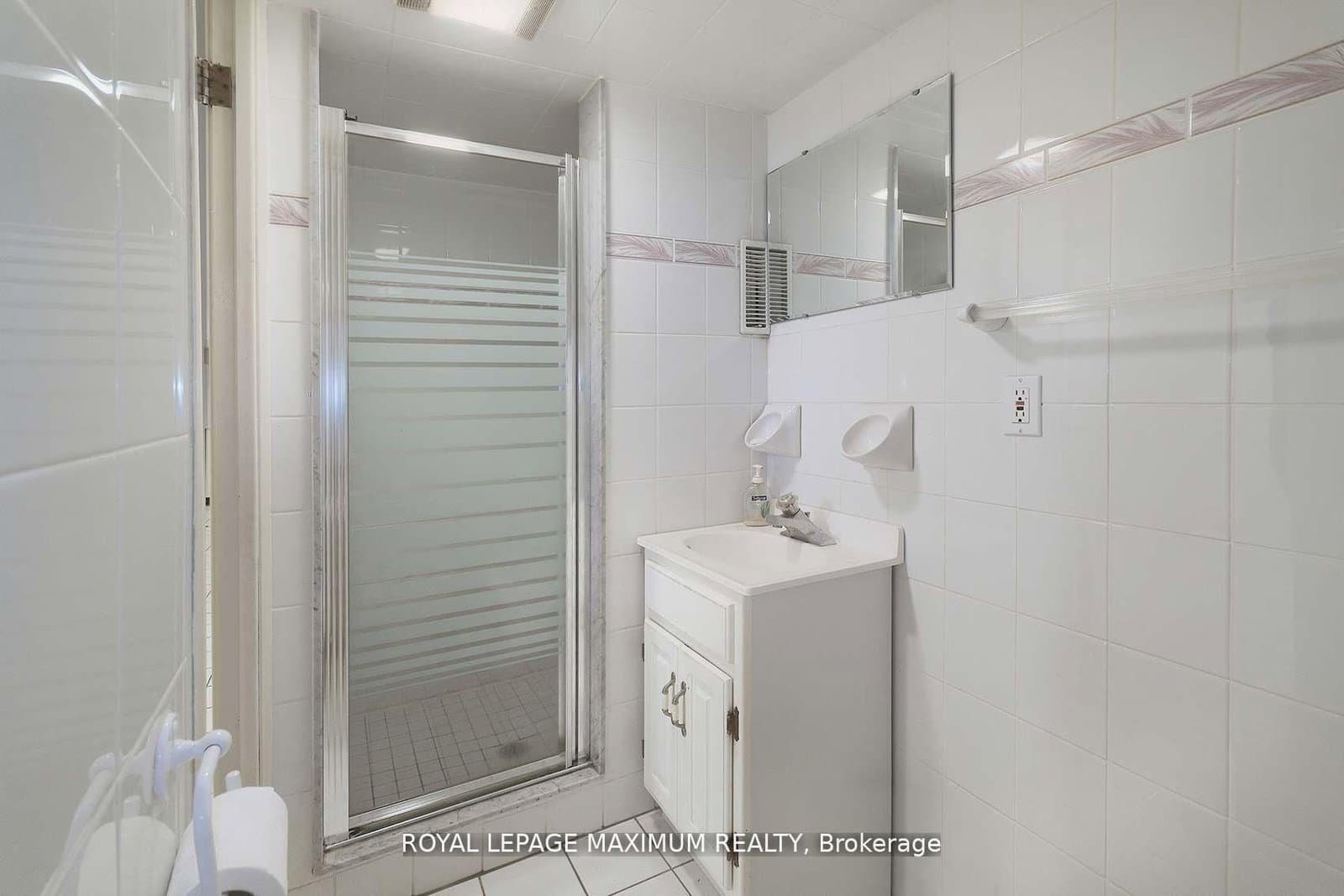 245 Belgravia Avenue thumbnail 28