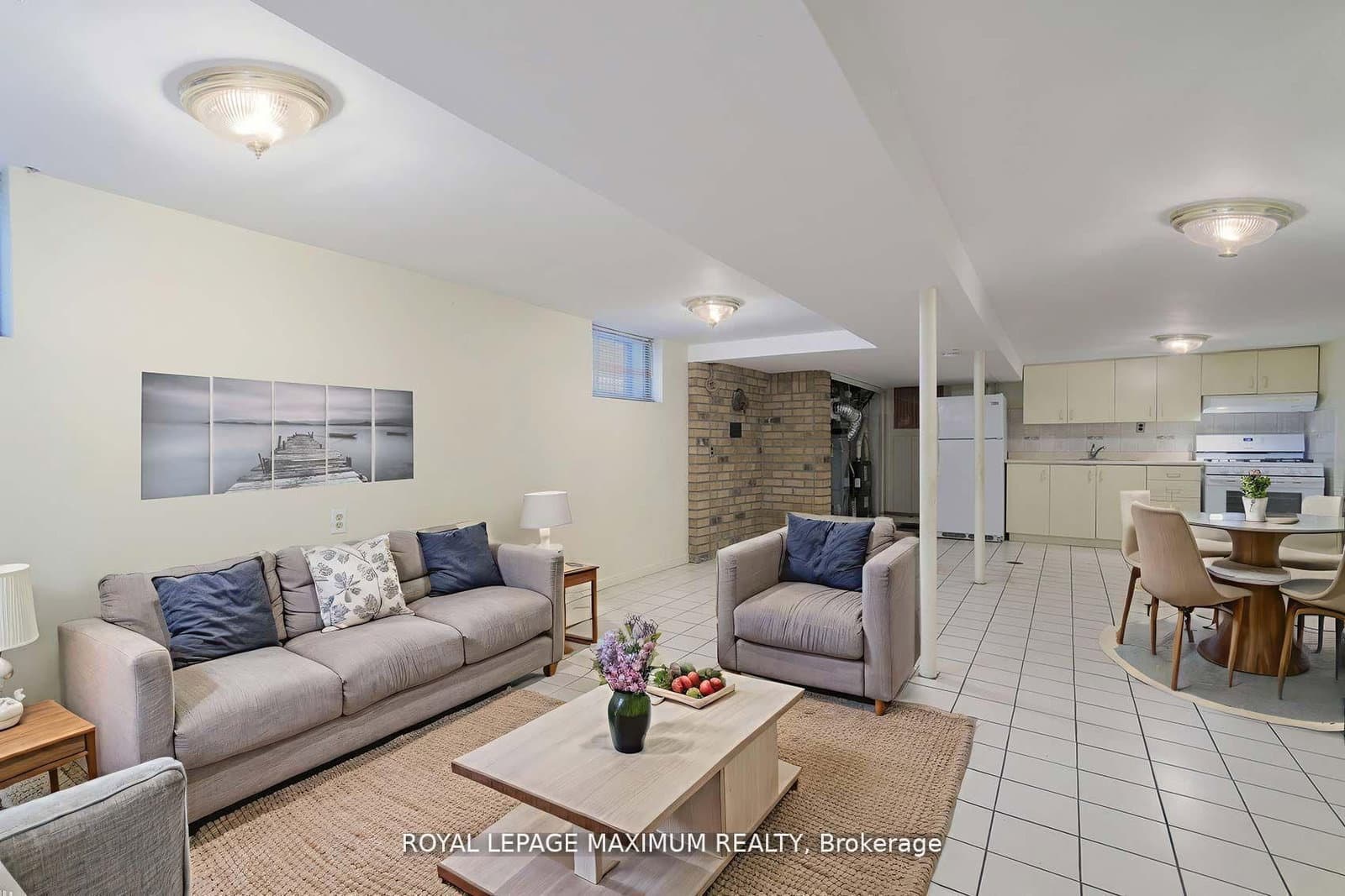 245 Belgravia Avenue thumbnail 32