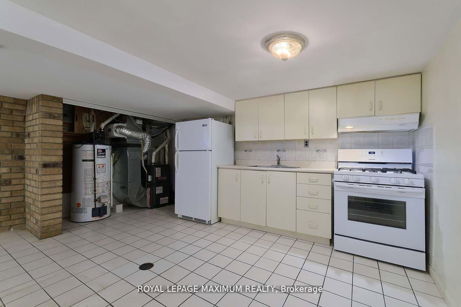 245 Belgravia Avenue thumbnail 33