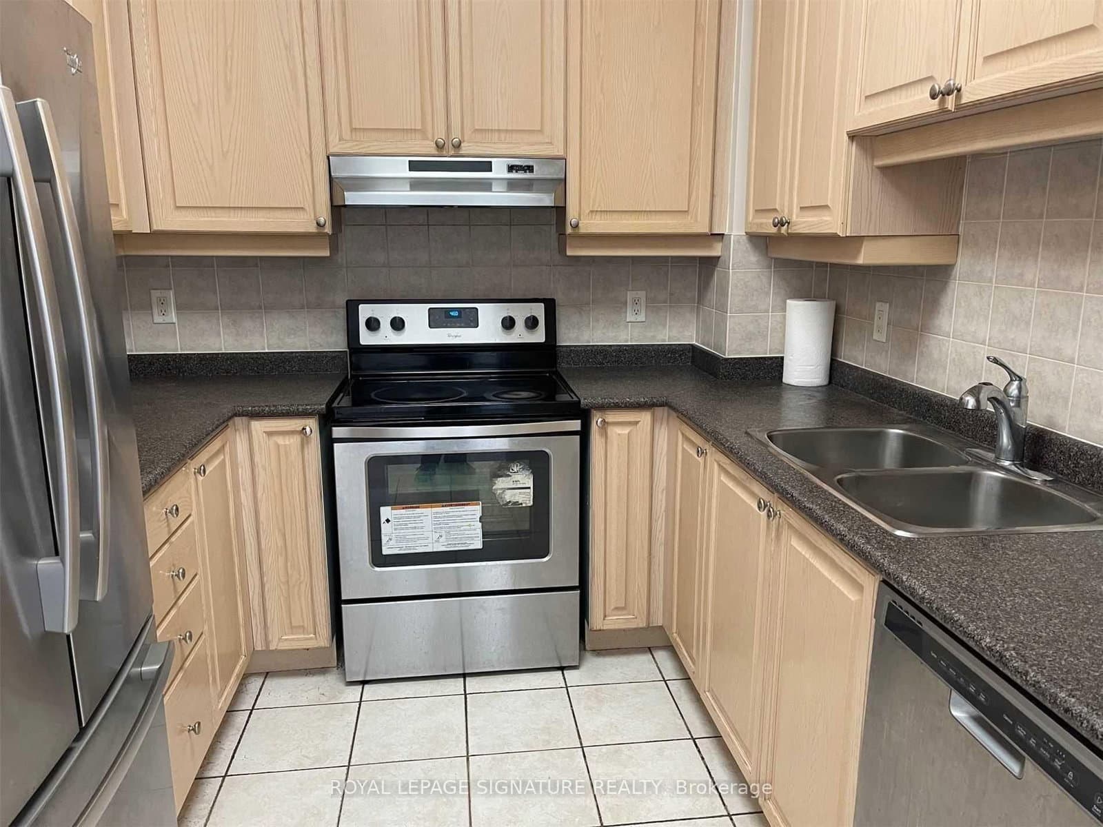 25 Kingsbridge Garden Circle, Unit 2811 thumbnail 19