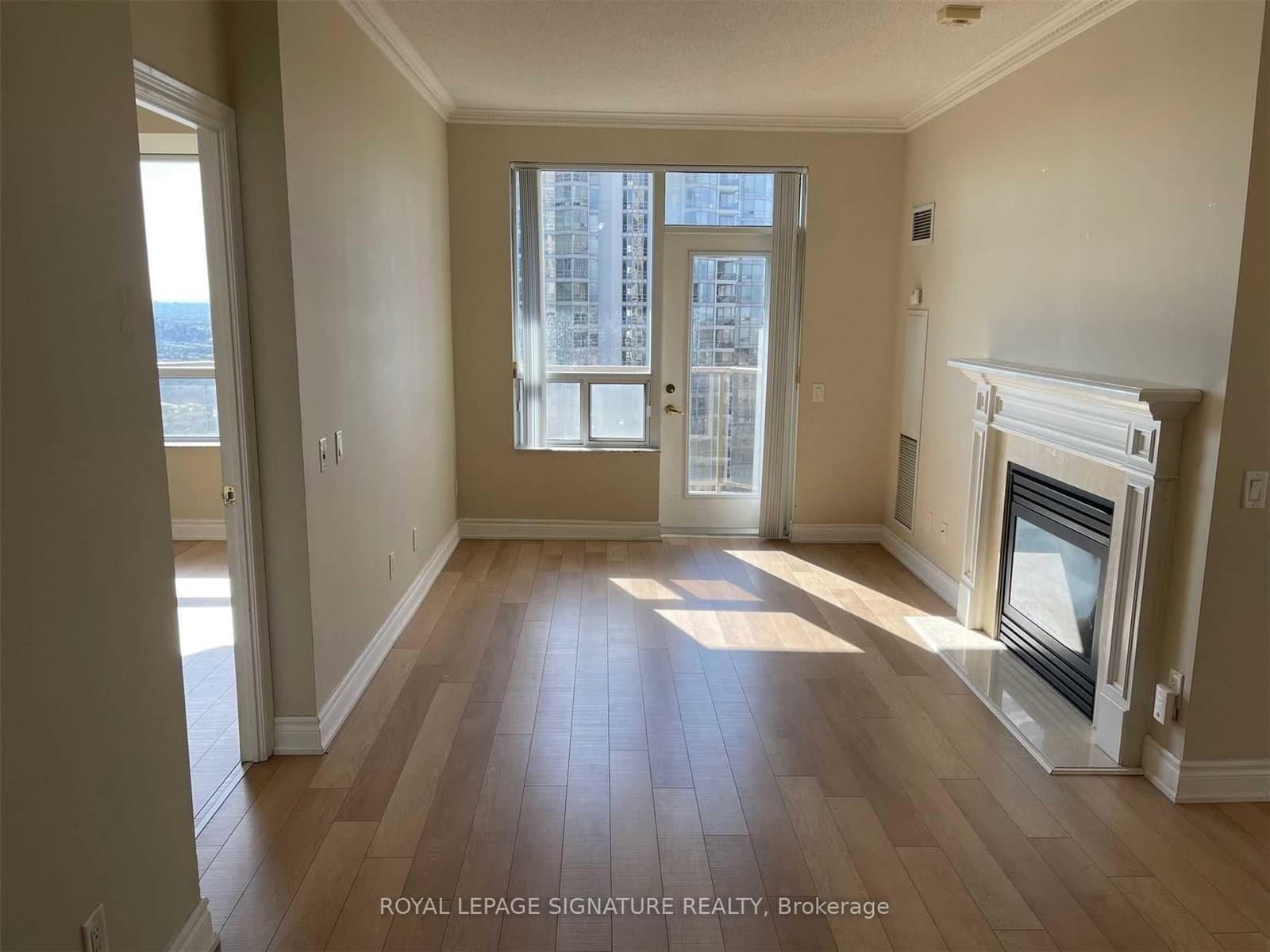 25 Kingsbridge Garden Circle, Unit 2811 thumbnail 22