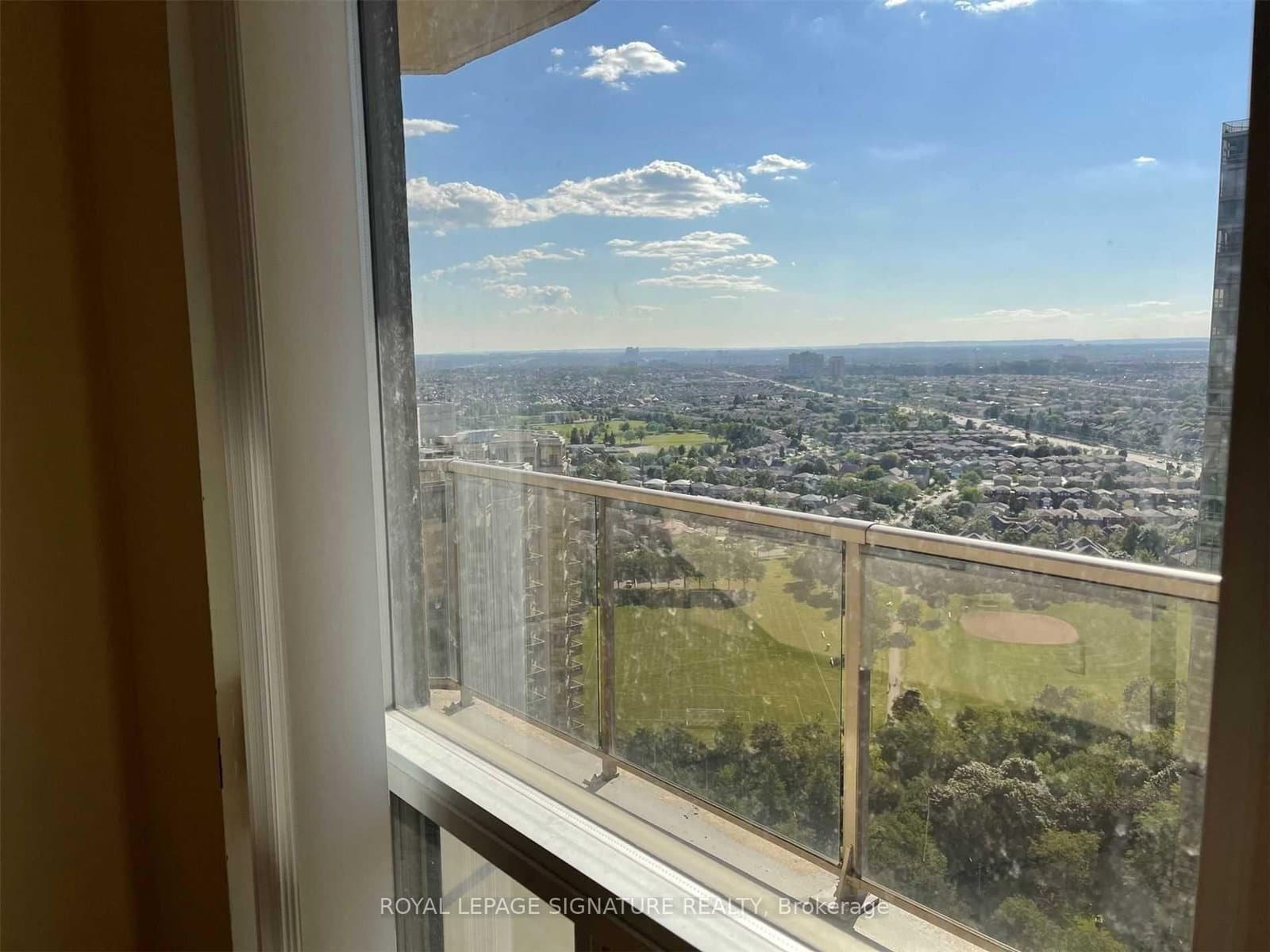 25 Kingsbridge Garden Circle, Unit 2811 thumbnail 6