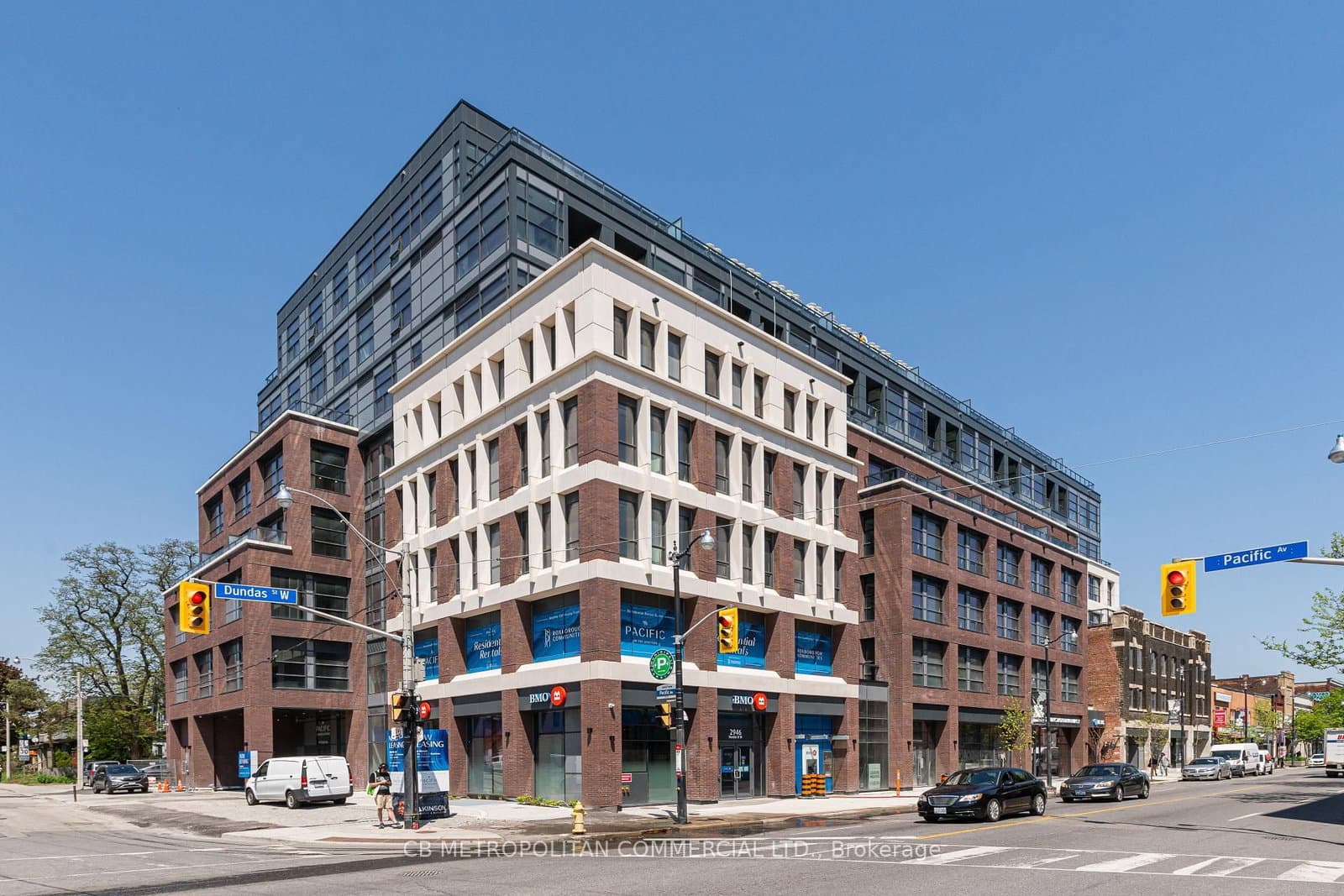 #510 - 2946 Dundas Street West Street W