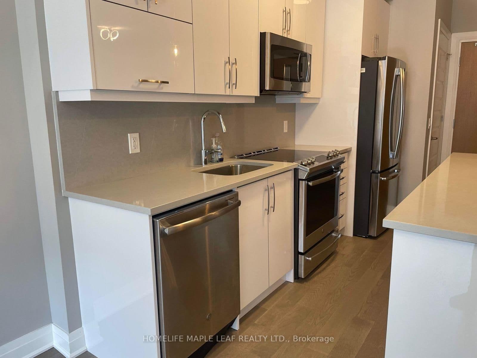 128 Grovewood Common, Unit 524 thumbnail 4