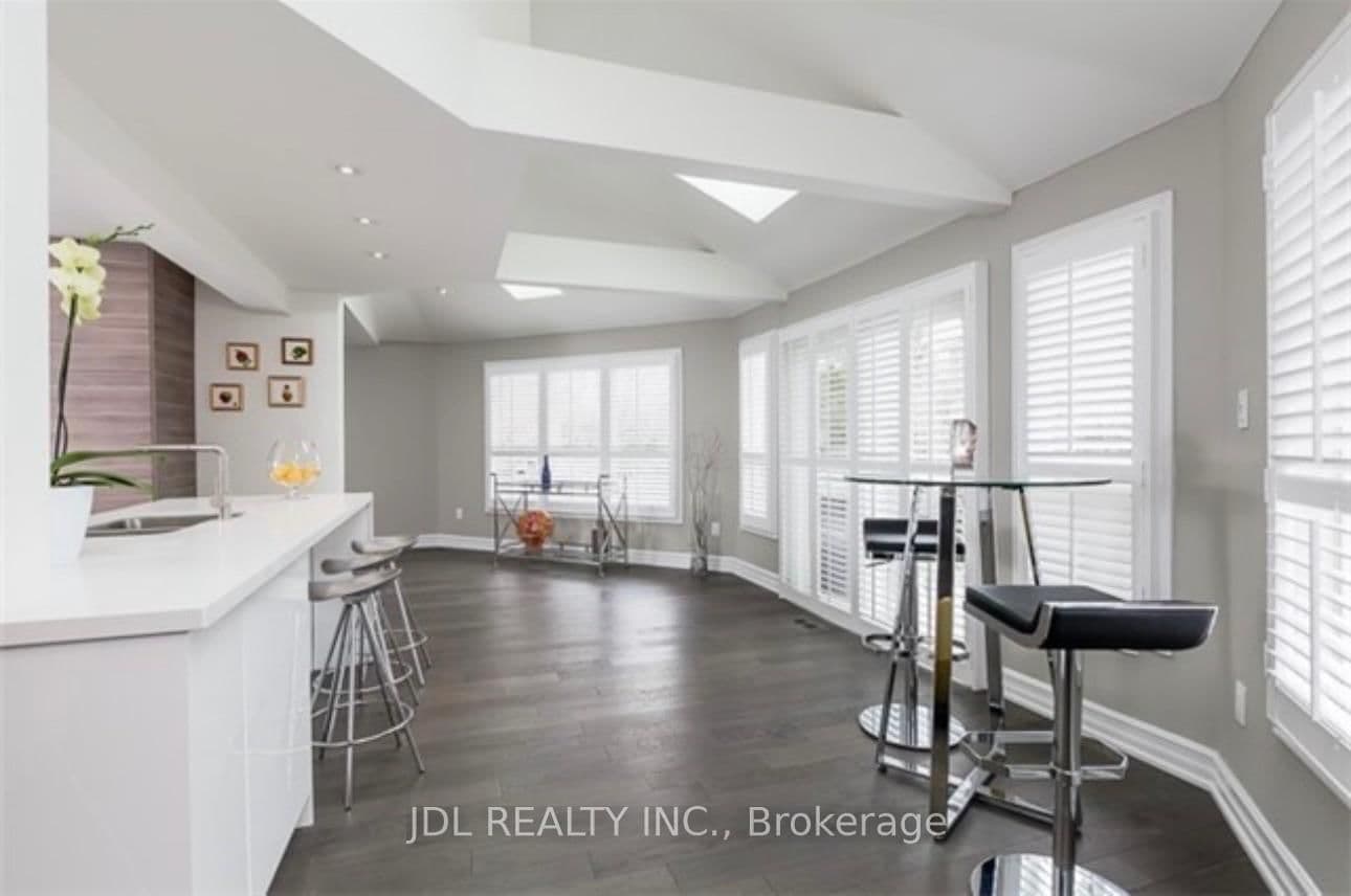 1255 Heritage Way thumbnail 7