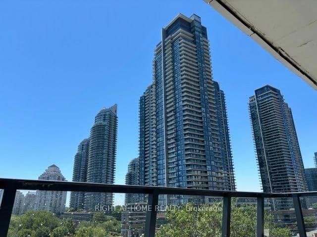 30 Shore Breeze Drive, Unit 523 thumbnail 10