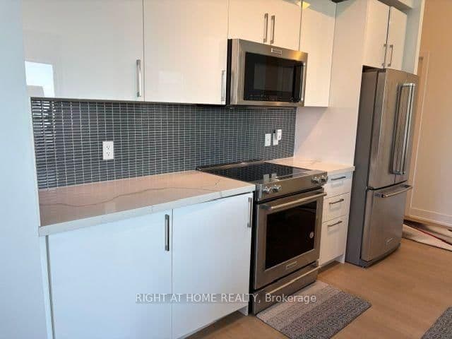30 Shore Breeze Drive, Unit 523 thumbnail 12