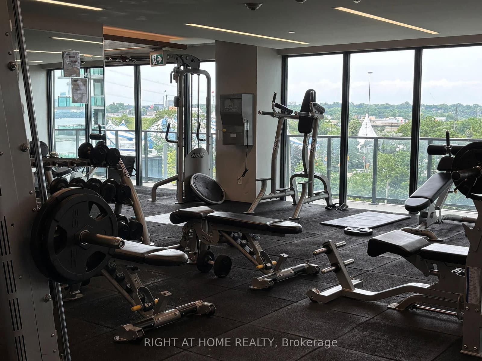 30 Shore Breeze Drive, Unit 523 thumbnail 20