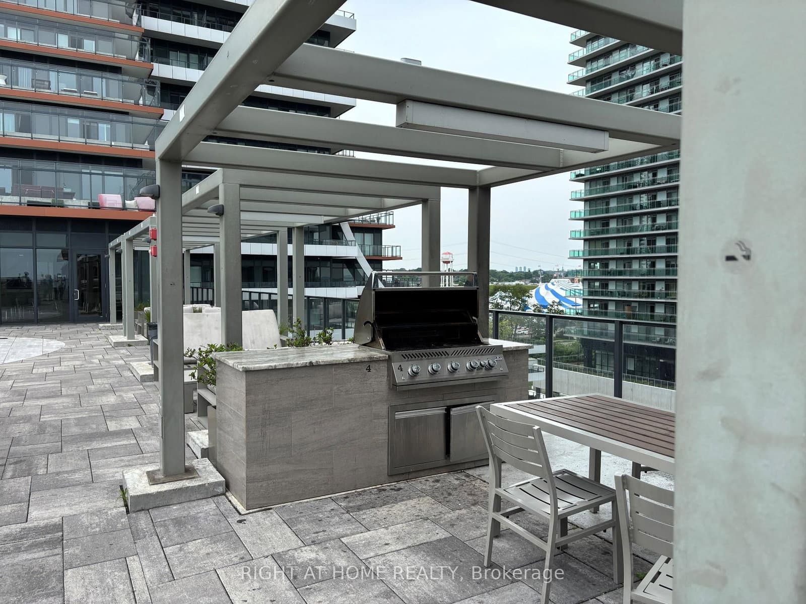 30 Shore Breeze Drive, Unit 523 thumbnail 30