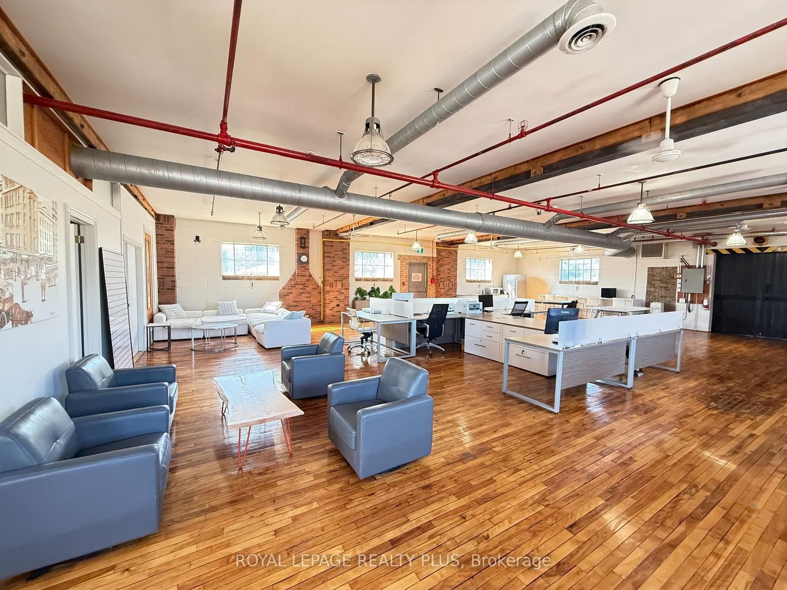 1099 Edgeleigh Avenue, Unit 2 thumbnail 3