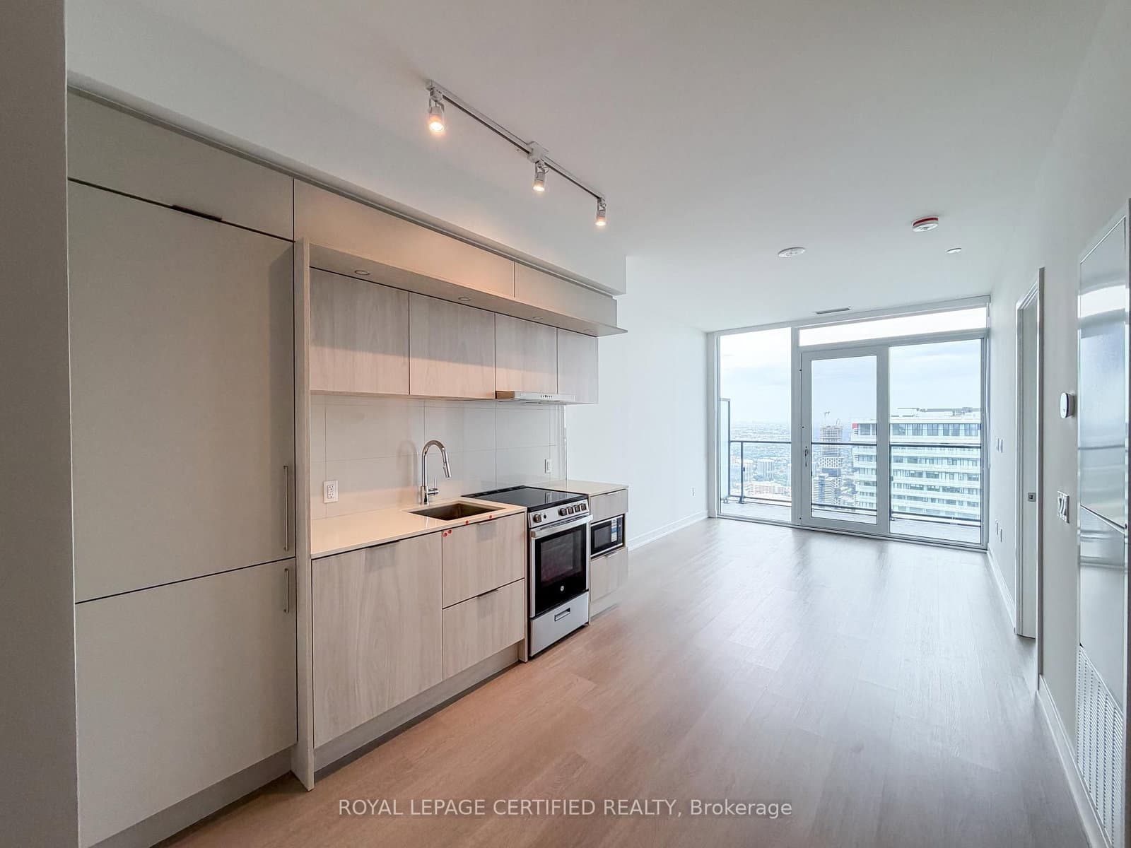 448 Burnhamthorpe Rd W, Unit 6407 thumbnail 14